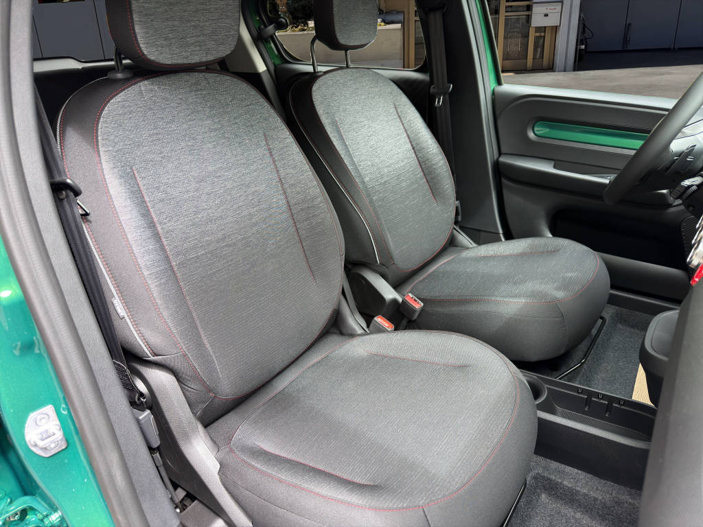 RENAULT Twingo E-Tech Urban Range techno-image-16