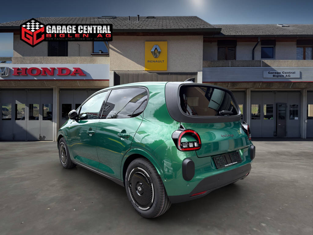 RENAULT Twingo E-Tech Urban Range techno-showroom-element-3
