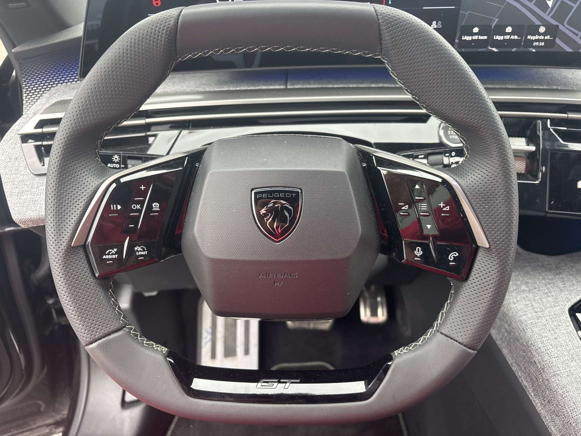PEUGEOT 5008 145 Hybrid GT 7-Plätzer e-DCS-Automat-image-15