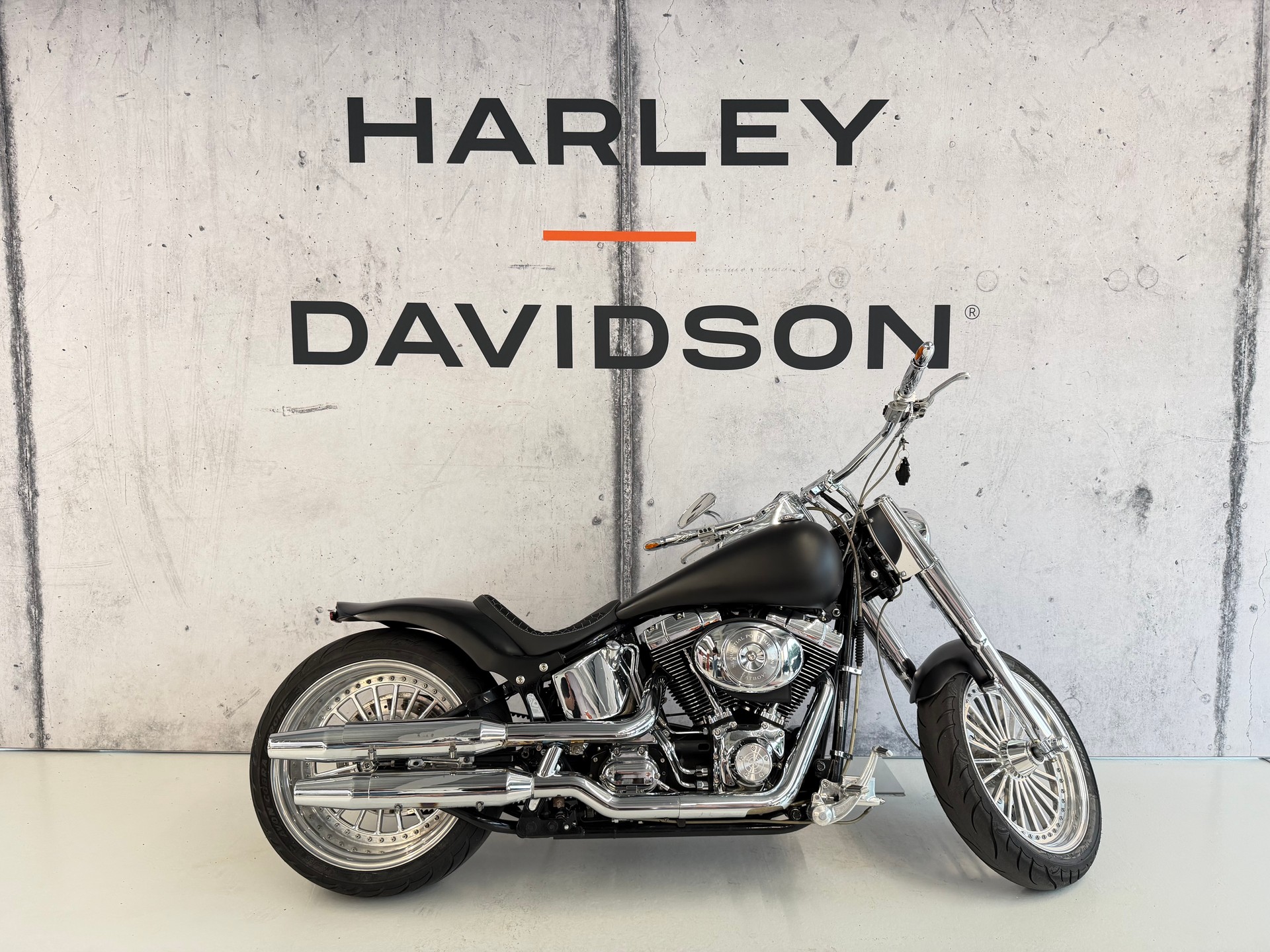 HARLEY-DAVIDSON FLSTFI Fat Boy-image-0