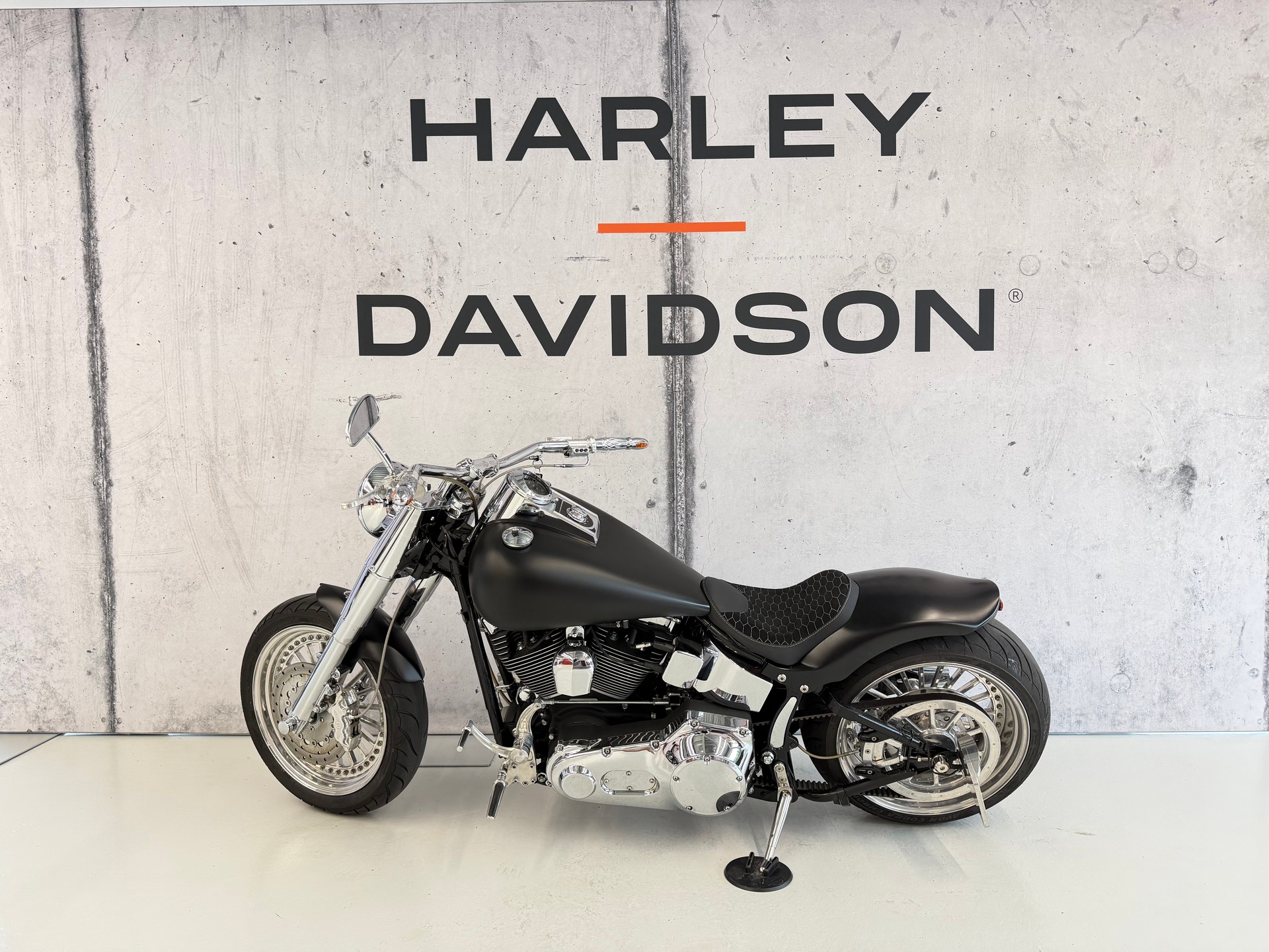 HARLEY-DAVIDSON FLSTFI Fat Boy-image-3