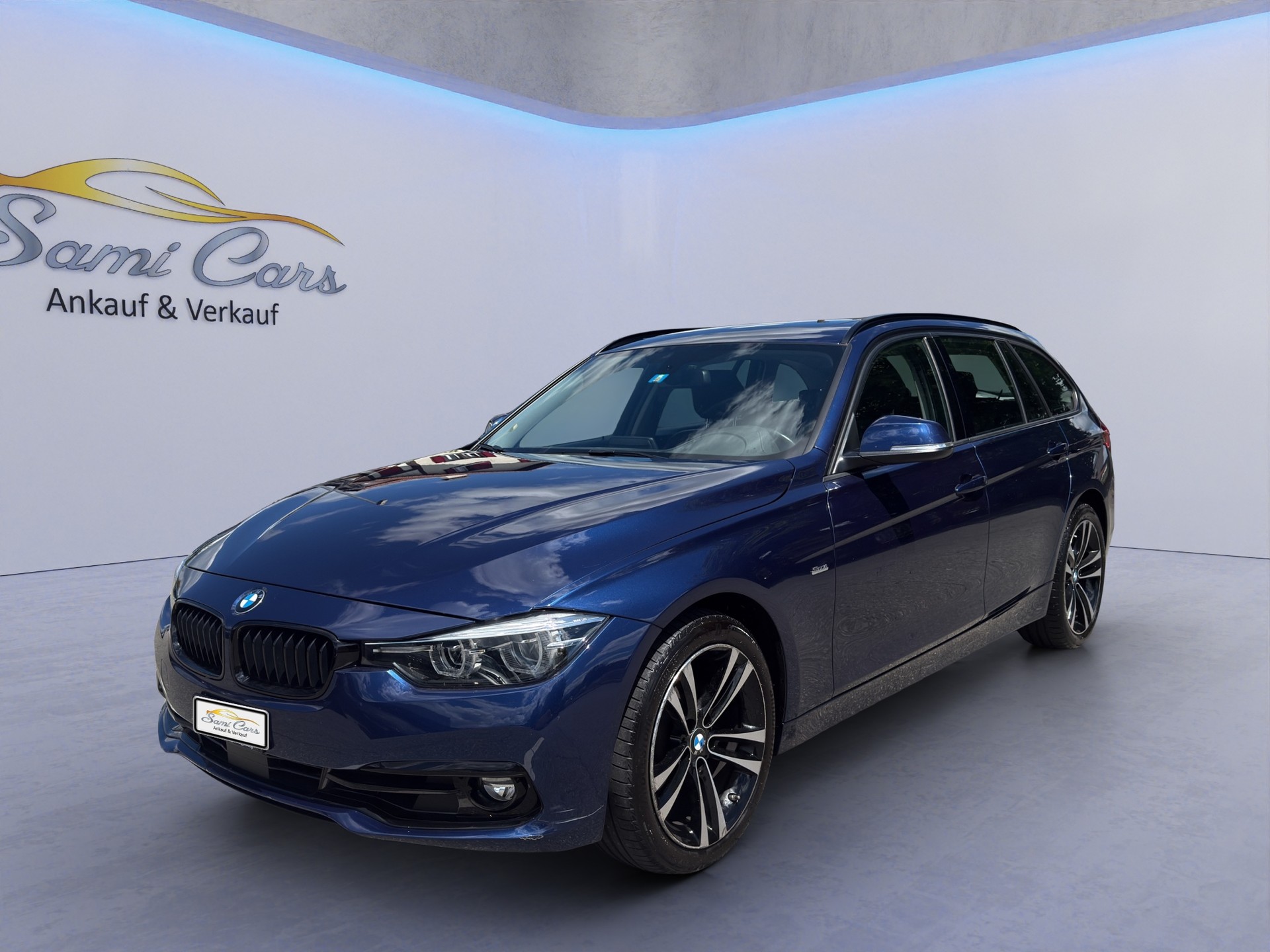 BMW 320i xDrive Touring Sport Line Steptronic-showroom-element-1