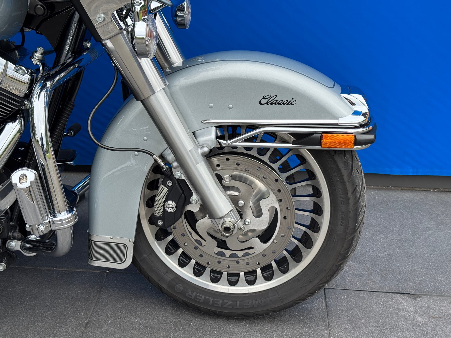 HARLEY-DAVIDSON FLHTC Electra Glide Classic ABS-showroom-element-2
