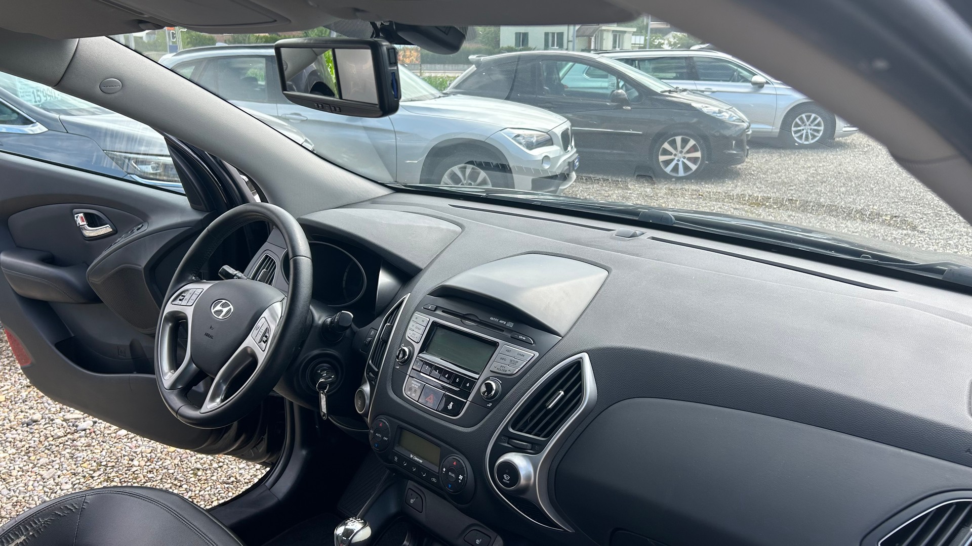 HYUNDAI iX 35 1.7 CRDi Style 2WD-image-4