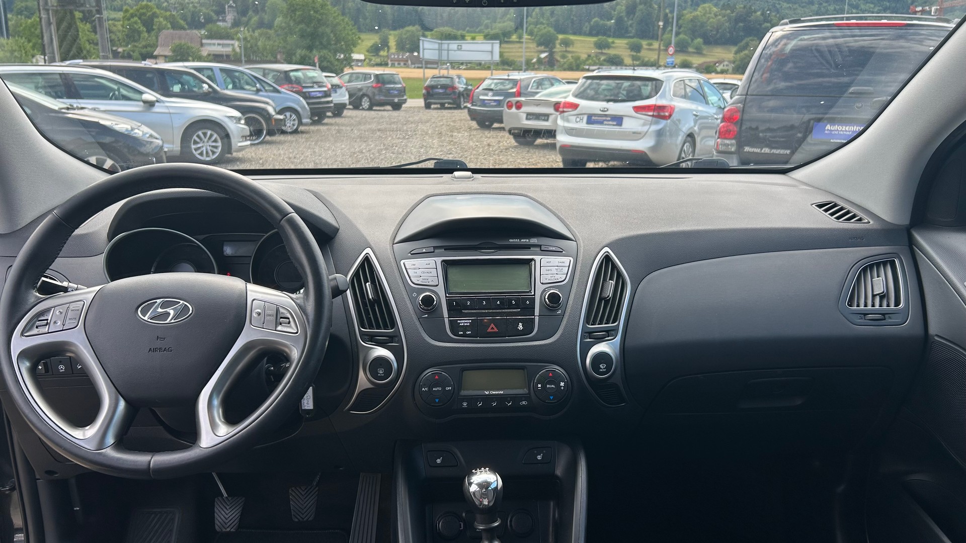 HYUNDAI iX 35 1.7 CRDi Style 2WD-image-7
