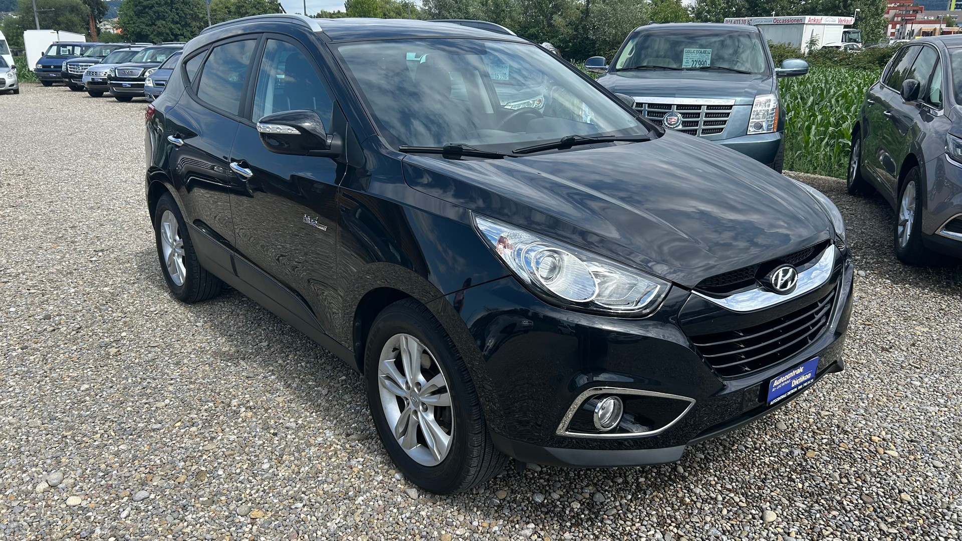 HYUNDAI iX 35 1.7 CRDi Style 2WD-image-22