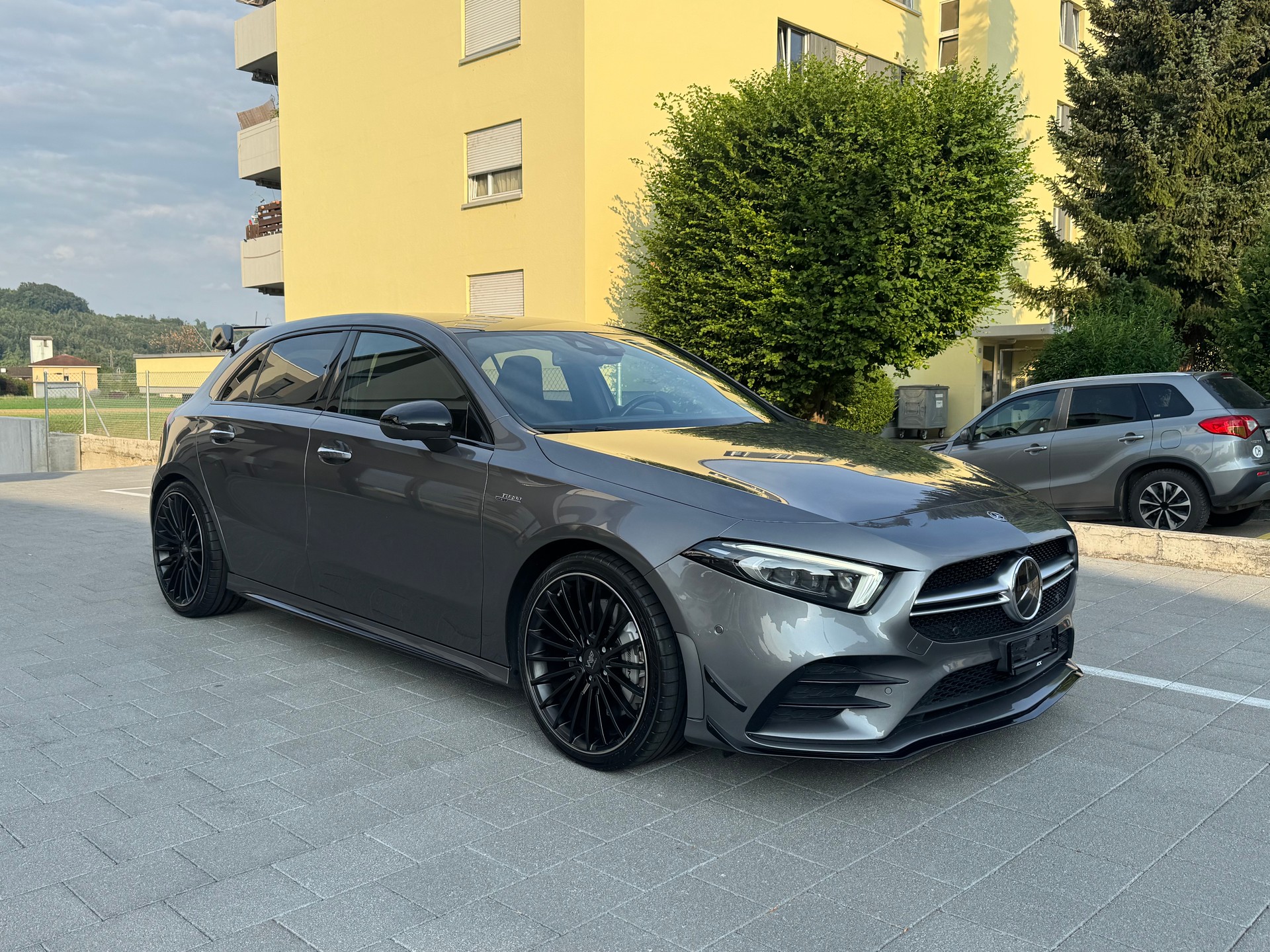 MERCEDES-BENZ A 35 AMG 4Matic Speedshift-image-7