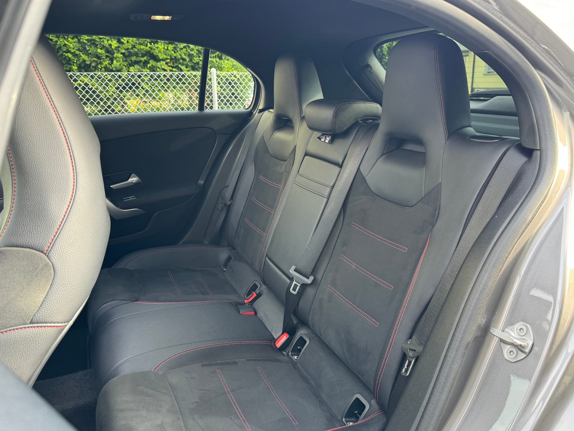MERCEDES-BENZ A 35 AMG 4Matic Speedshift-image-20