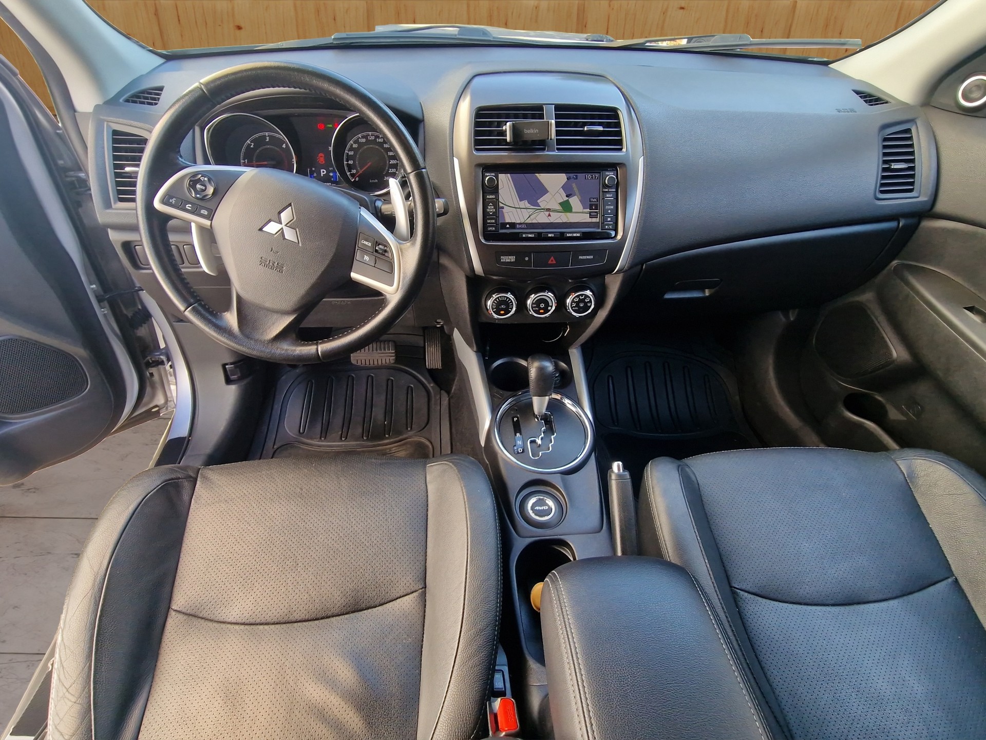 MITSUBISHI ASX 2.2 DID Navigator 4WD Automatic-image-9