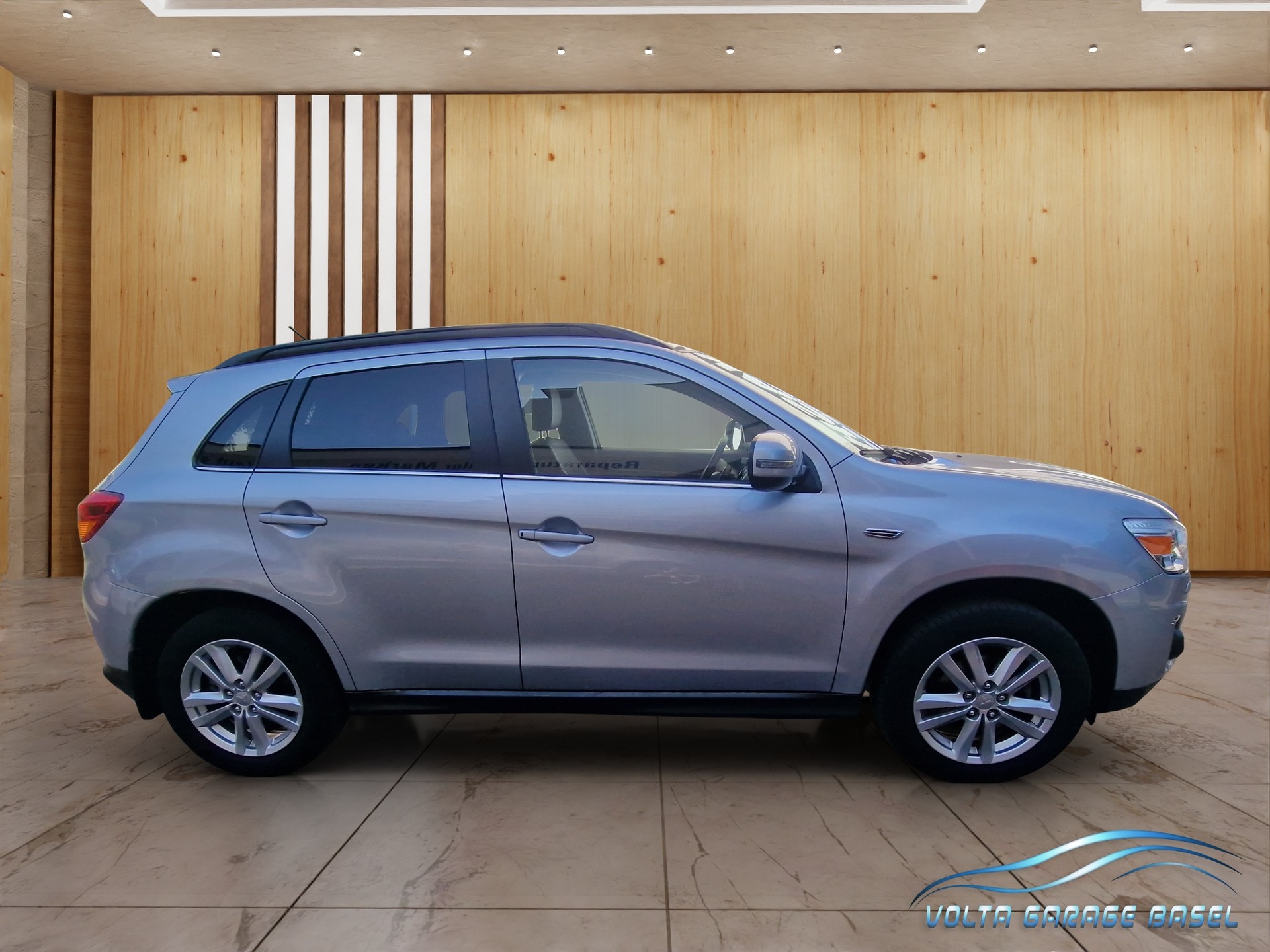 MITSUBISHI ASX 2.2 DID Navigator 4WD Automatic-showroom-element-3