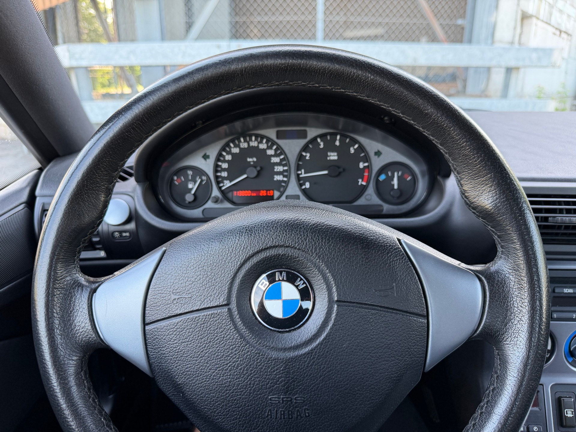 BMW Z3 2.8 l Coupe-image-9