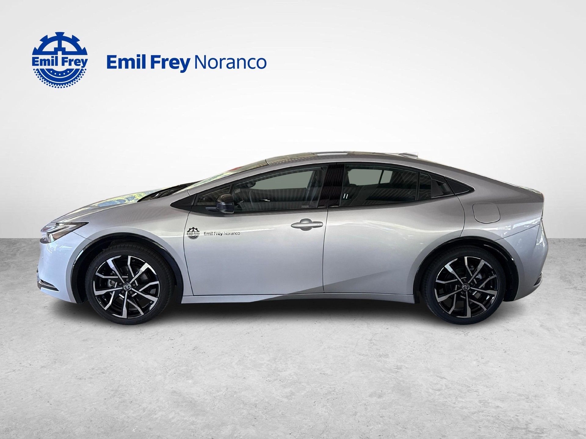 TOYOTA Prius 2.0 Plug-In-Hybrid Style-showroom-element-1
