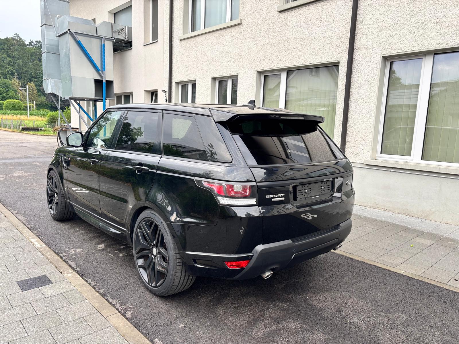 LAND ROVER Range Rover Sport 4.4 SDV8 Autobiography Automatic-image-1