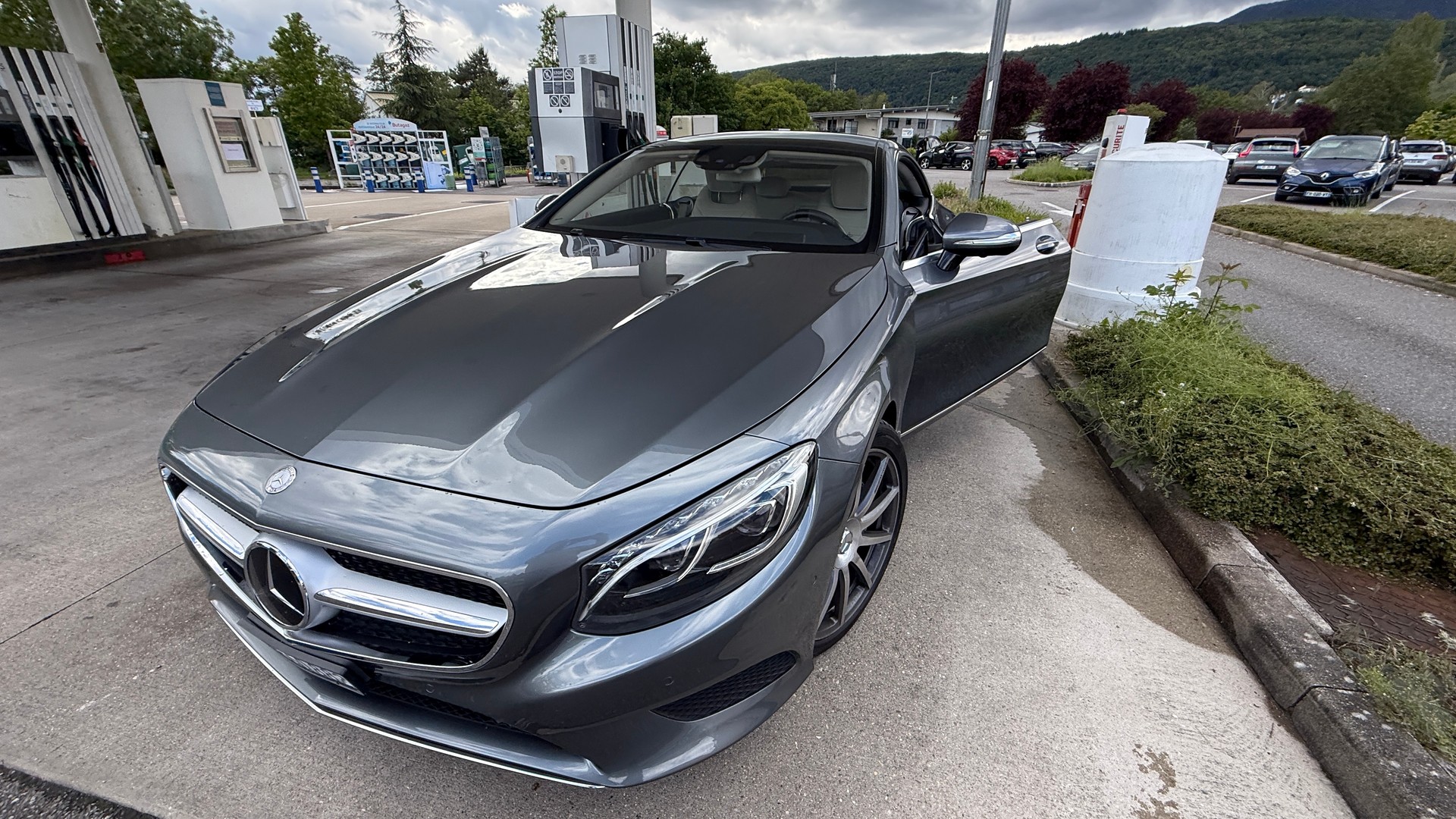 MERCEDES-BENZ S 500 V8 4matic