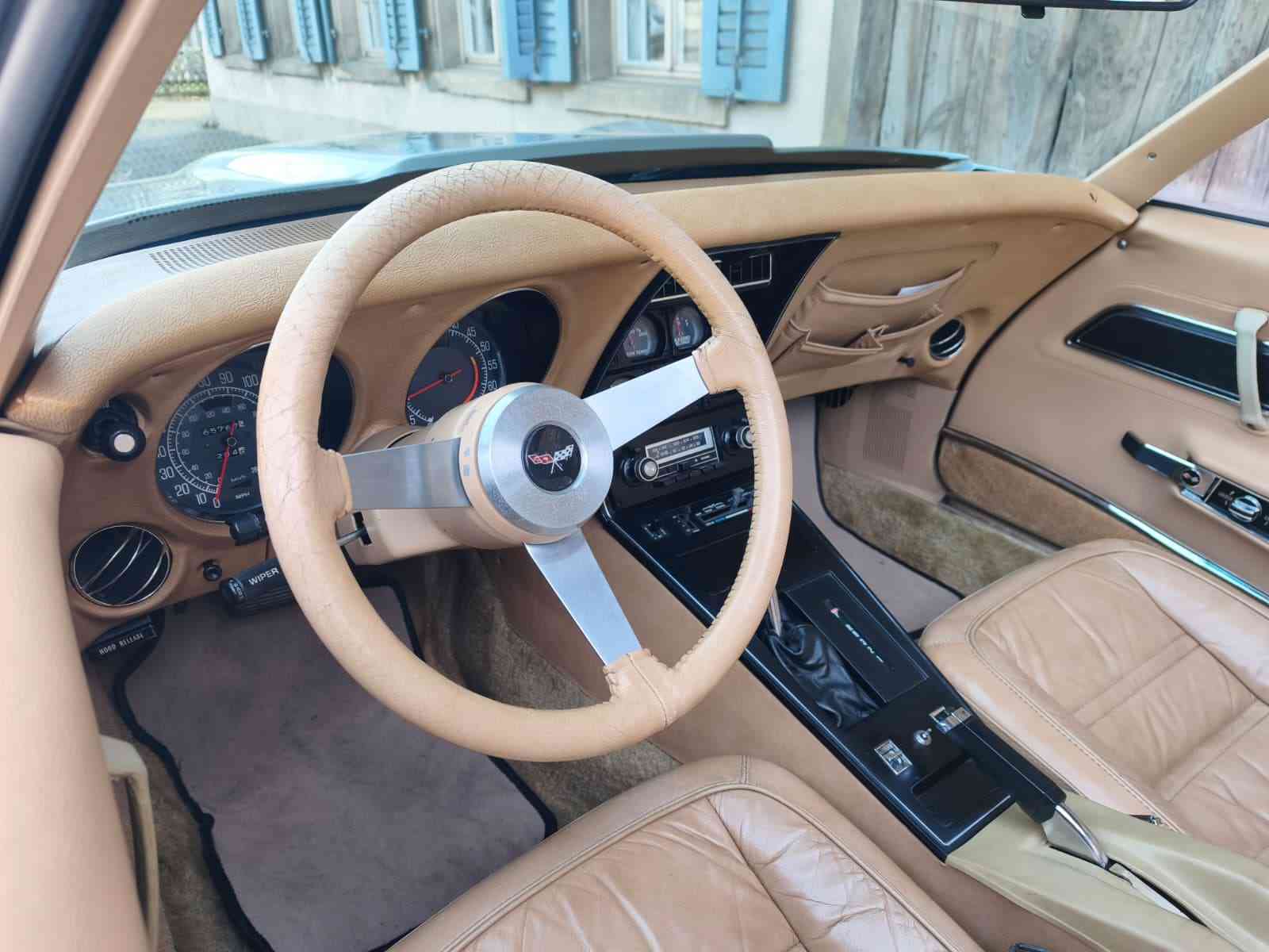 CHEVROLET Corvette C3 Targa-image-9