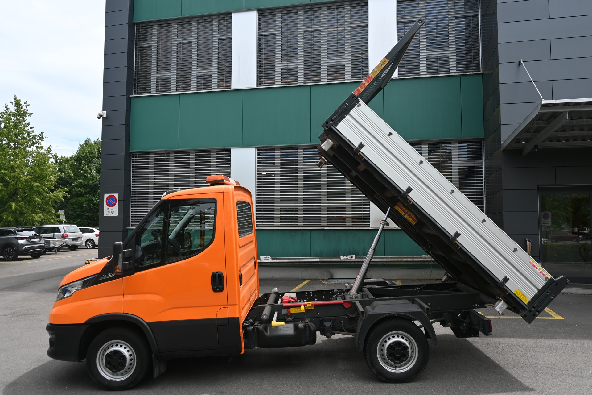 IVECO Daily 35 S 16A8 K.-Ch. 3000 2.3 HPI 156-showroom-element-2
