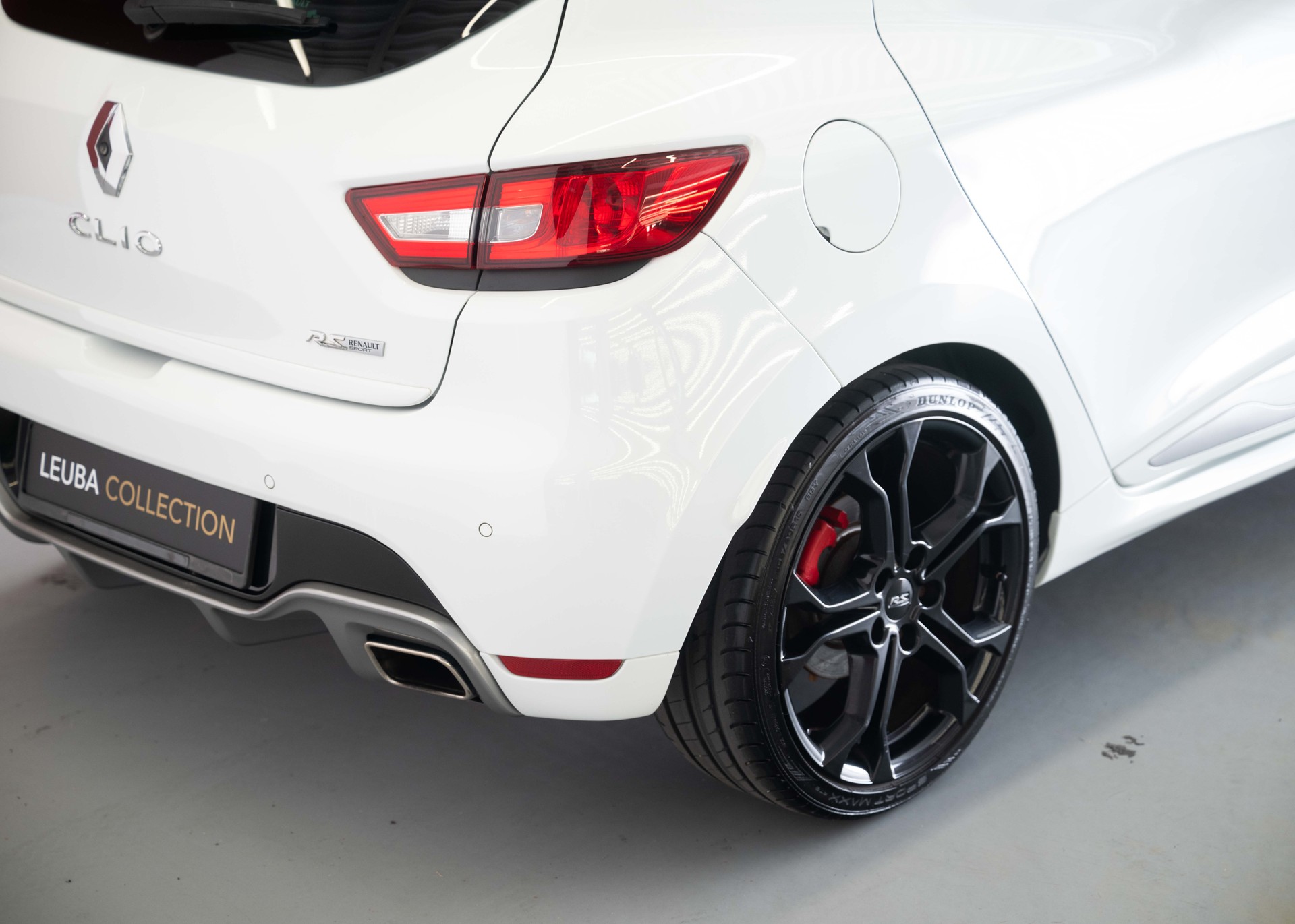 RENAULT Clio 1.6 T RS 200 (1st hand Swiss car, stunning condition, Cup Pack, full Renault service history)-image-14