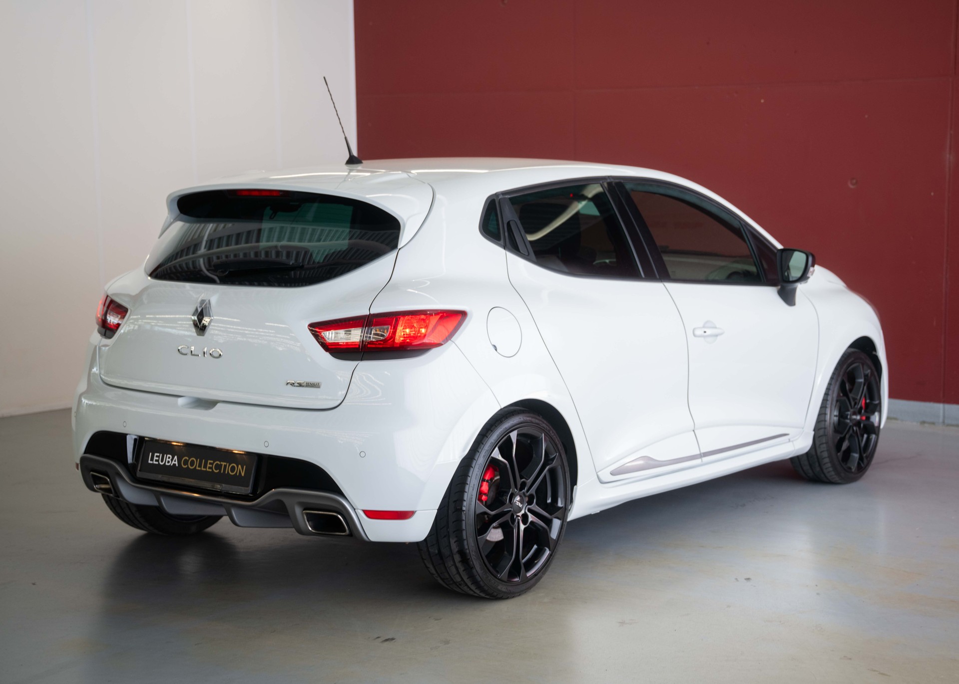 RENAULT Clio 1.6 T RS 200 (1st hand Swiss car, stunning condition, Cup Pack, full Renault service history)-image-5