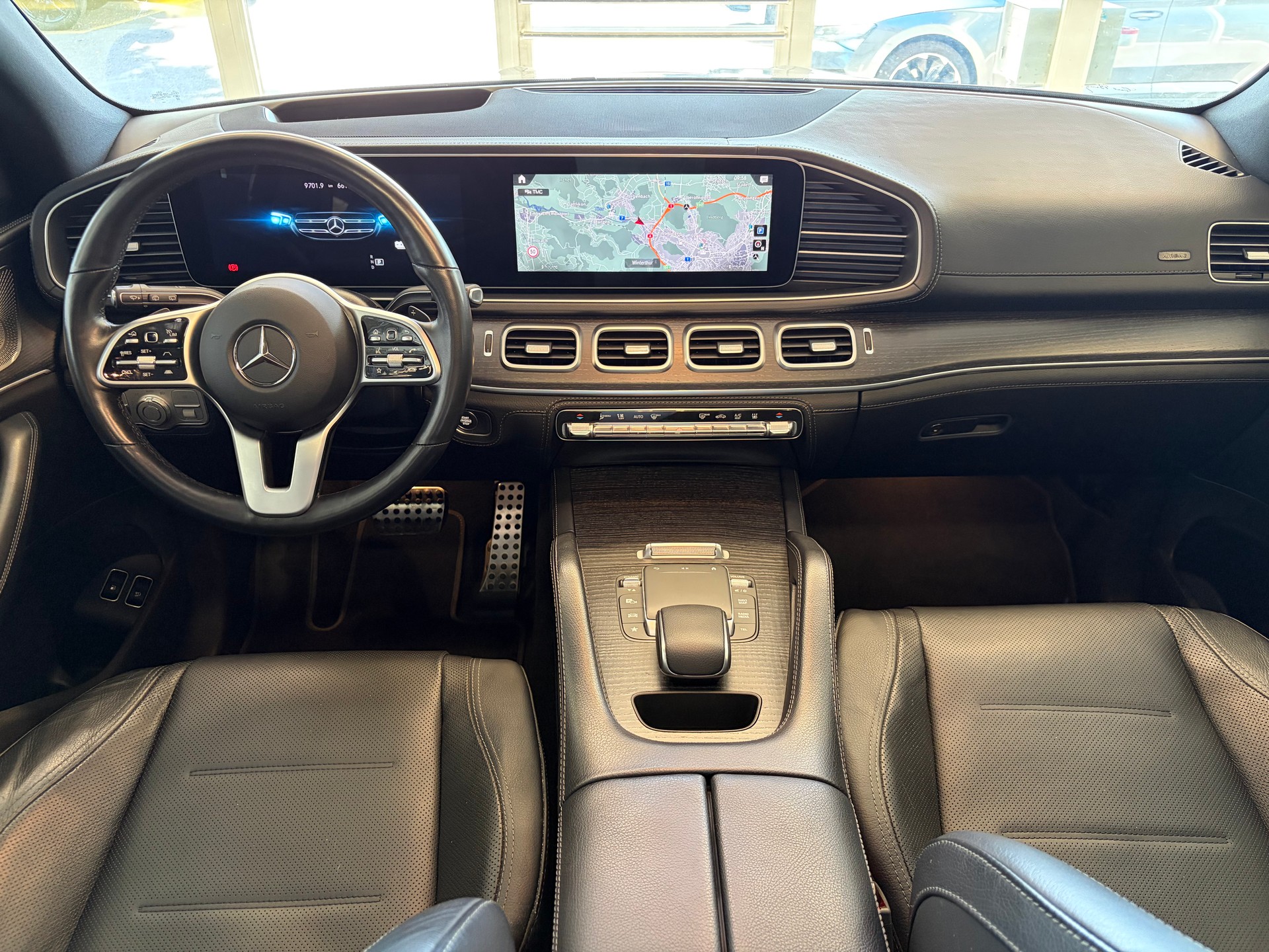 MERCEDES-BENZ GLE 350 e 4Matic AMG Line | CH | Gratis Service | AHK | MBUX | Burmester | PREMIUM PLUS | Sitzklima |-image-13
