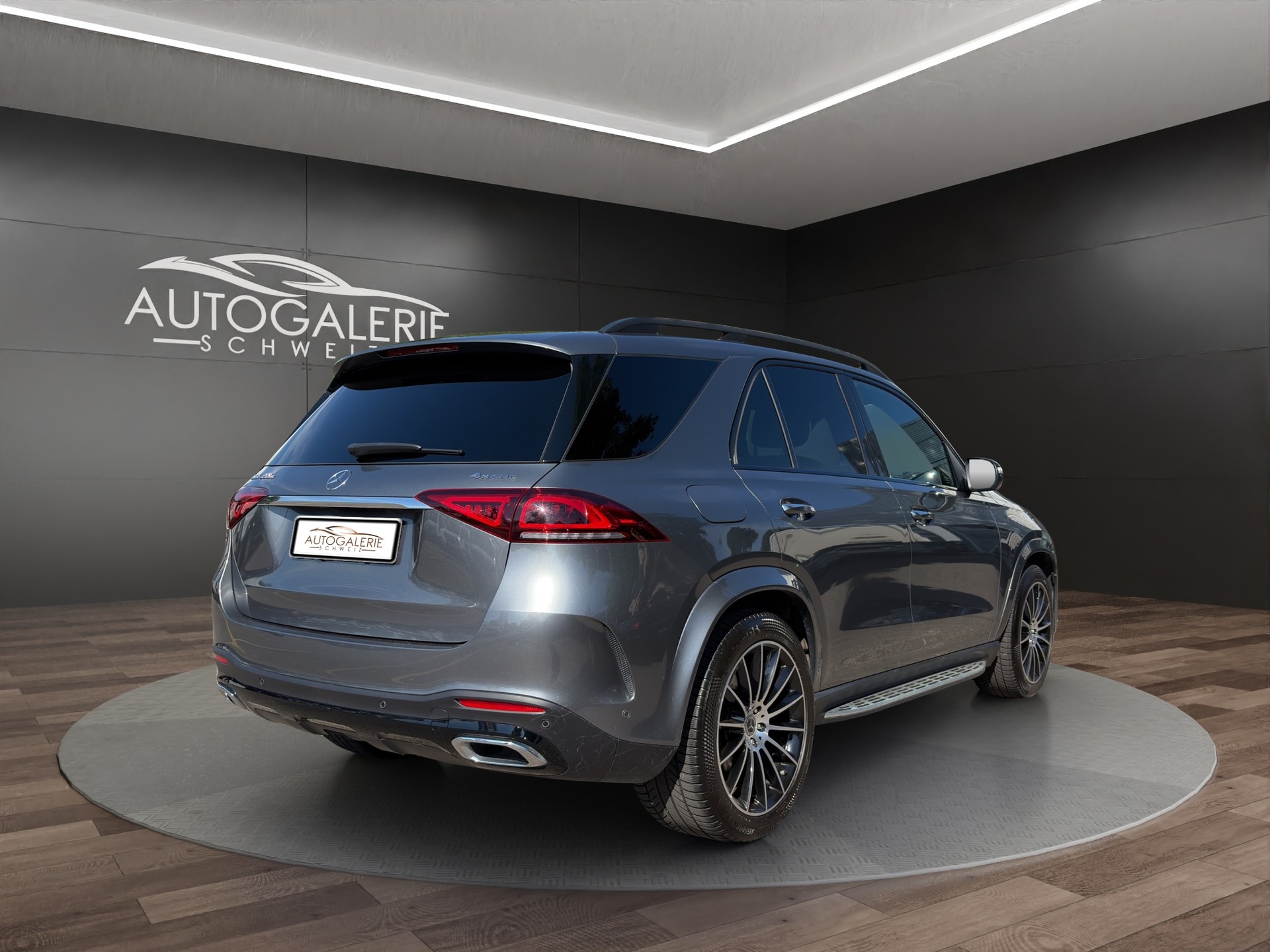 MERCEDES-BENZ GLE 350 e 4Matic AMG Line | CH | Gratis Service | AHK | MBUX | Burmester | PREMIUM PLUS | Sitzklima |-image-4