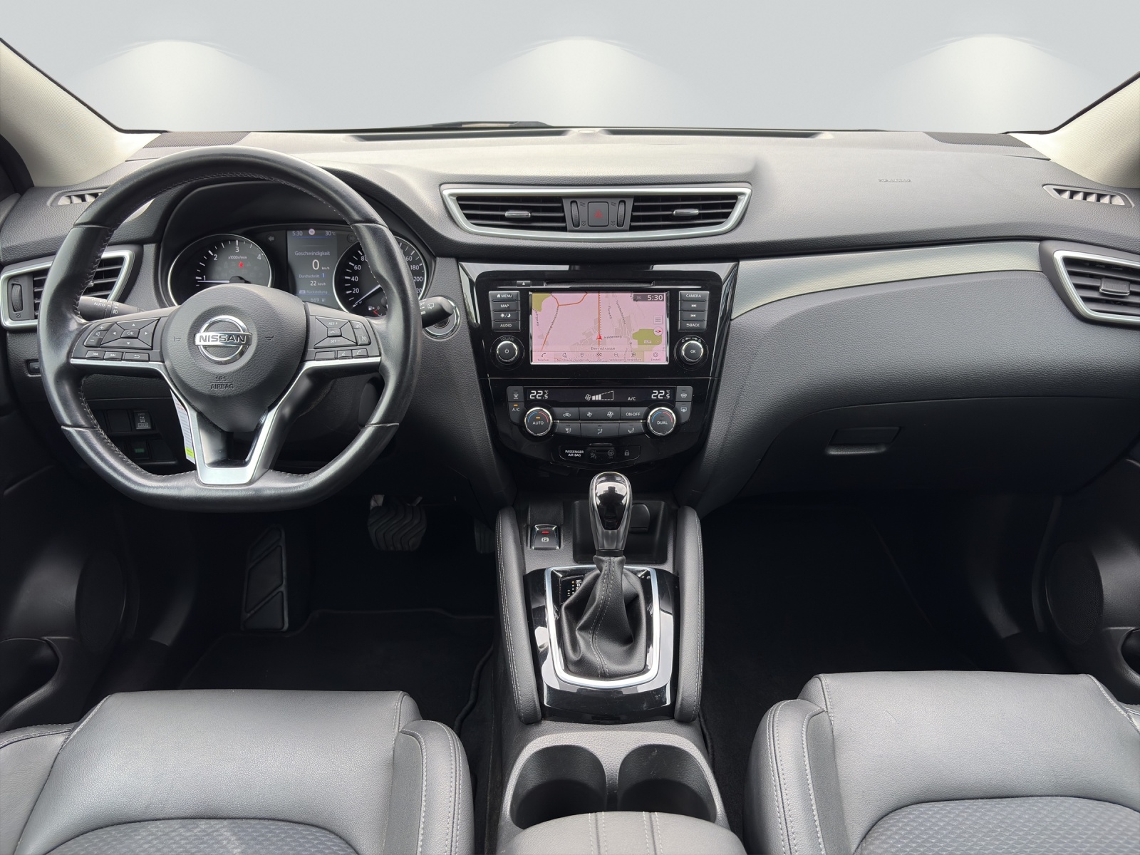 NISSAN Qashqai 1.7 dCi Tekna 4x4-image-12