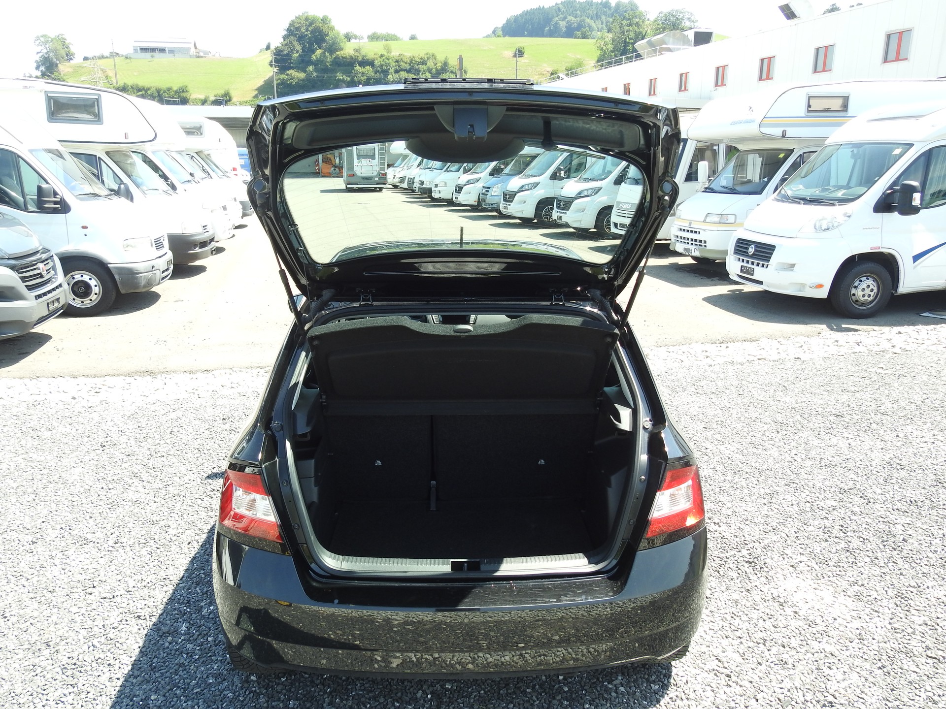 SKODA Fabia 1.0 TSI Ambition-image-9