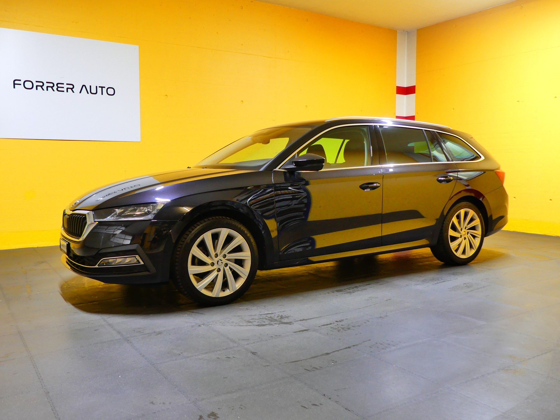 SKODA Octavia Combi 2.0 TDI DSG Style 4x4