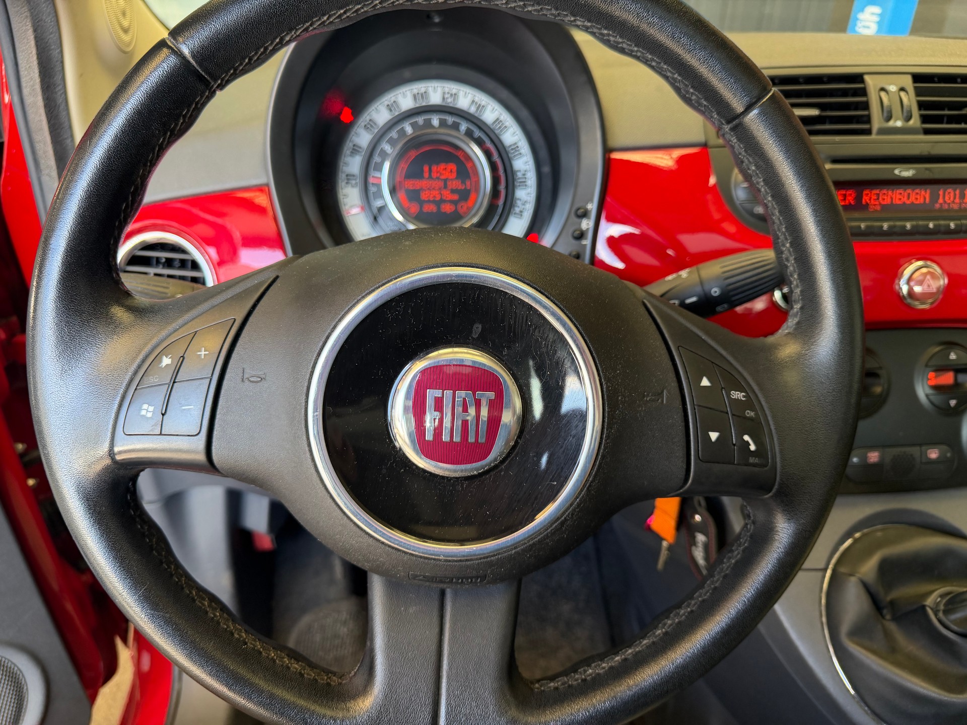 FIAT 500 1.4 16V Lounge-image-6