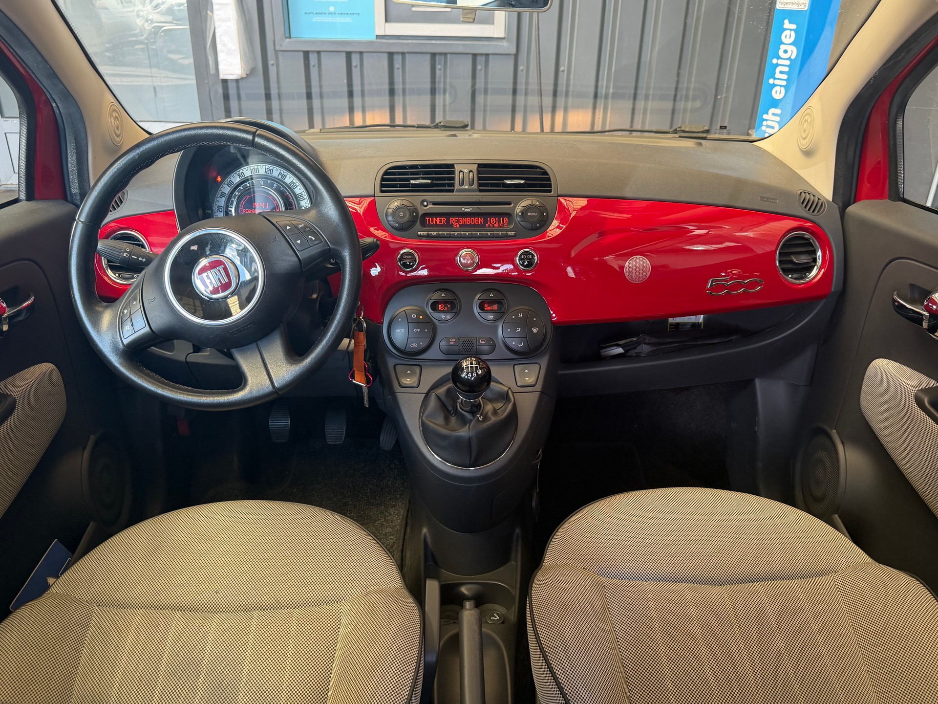 FIAT 500 1.4 16V Lounge-image-4