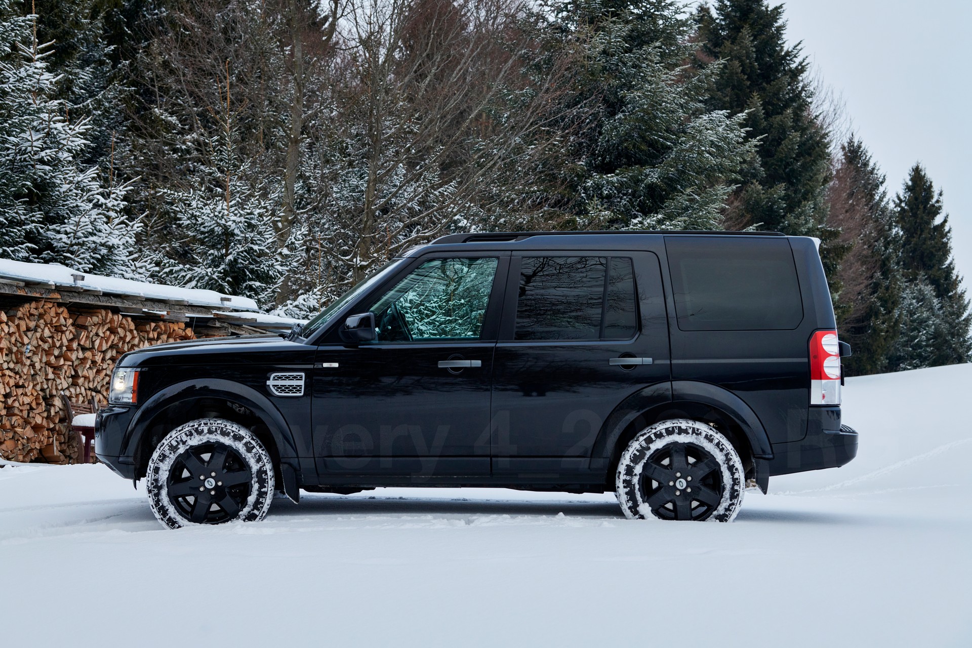 LAND ROVER Discovery IV 3.0 SDV6 HSE, frisch ab MFK-image-6