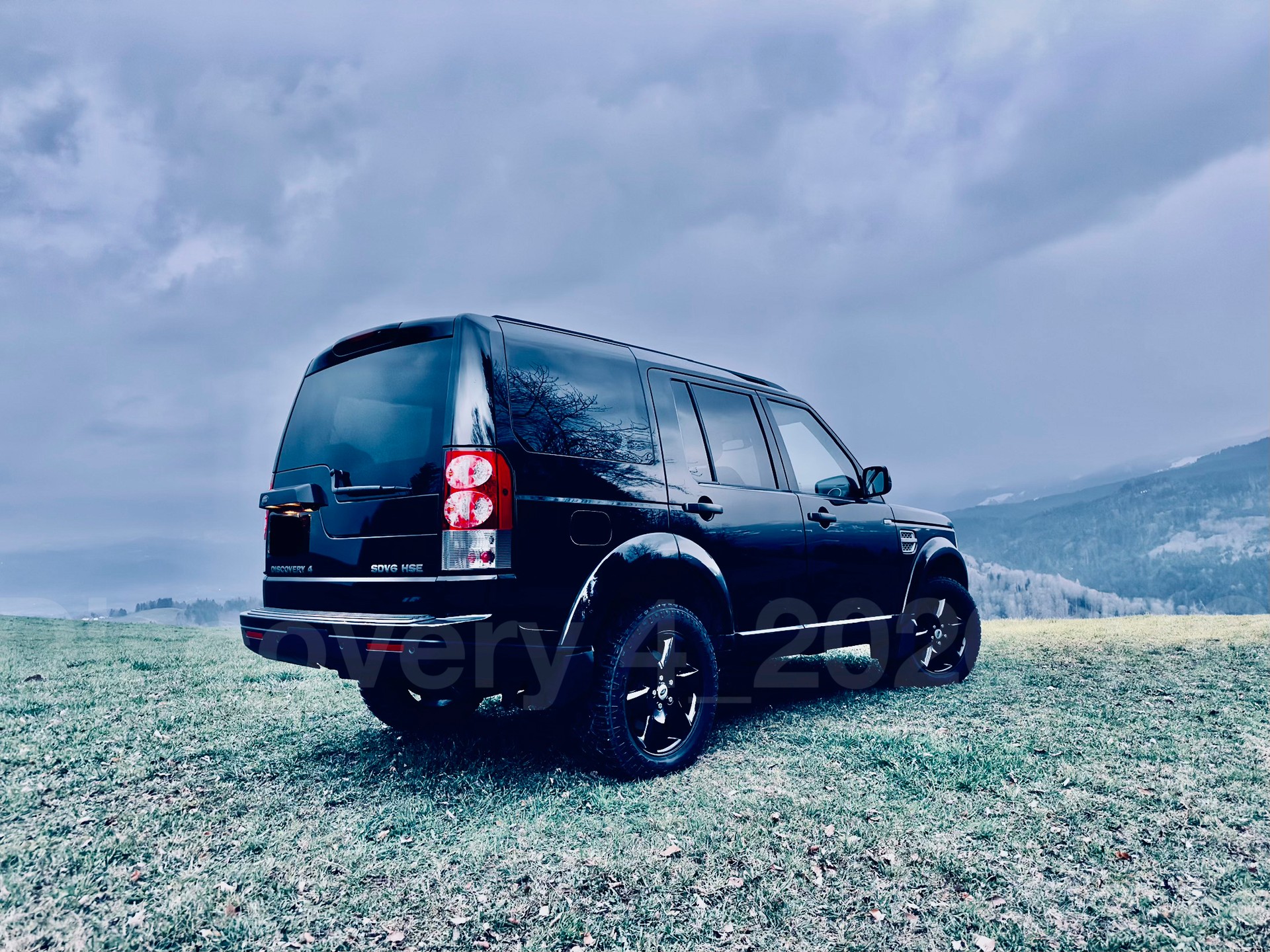 LAND ROVER Discovery IV 3.0 SDV6 HSE, frisch ab MFK-image-3