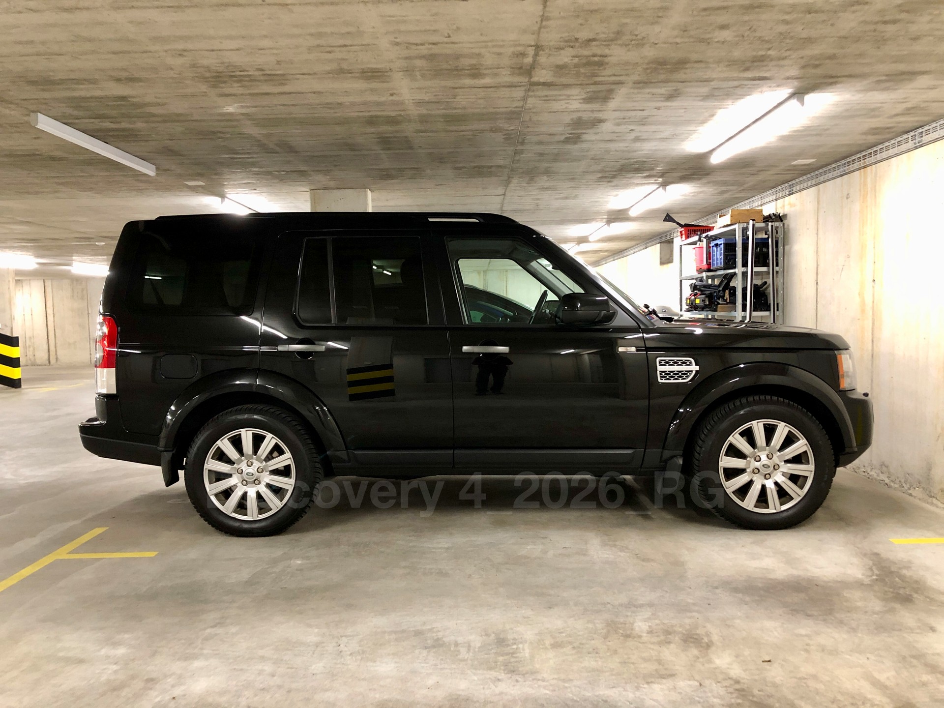 LAND ROVER Discovery IV 3.0 SDV6 HSE, frisch ab MFK-image-5