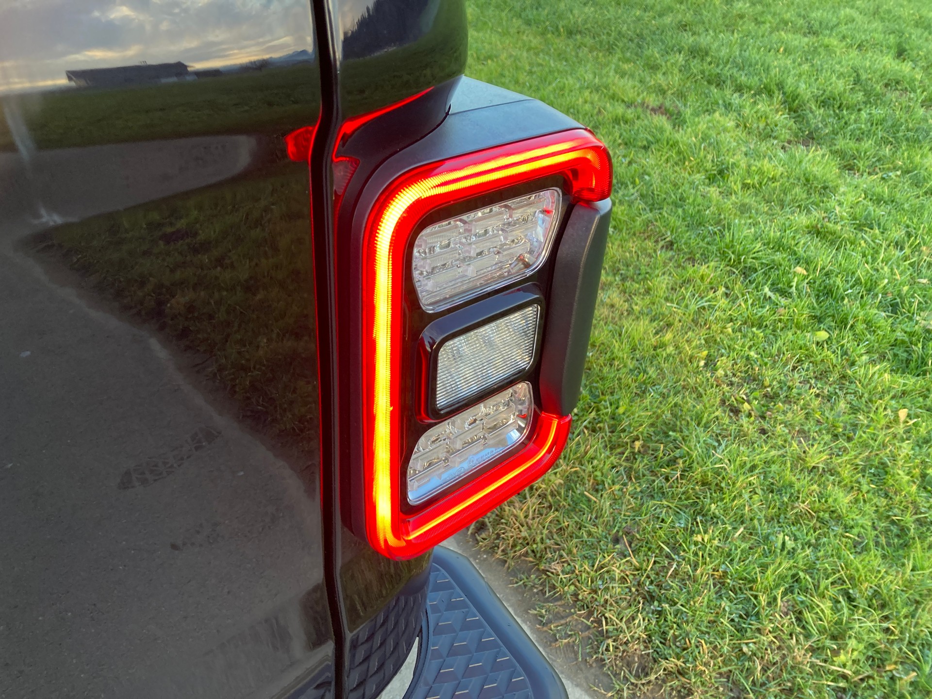 JEEP Gladiator 3.0 V6 Launch Edition-image-8