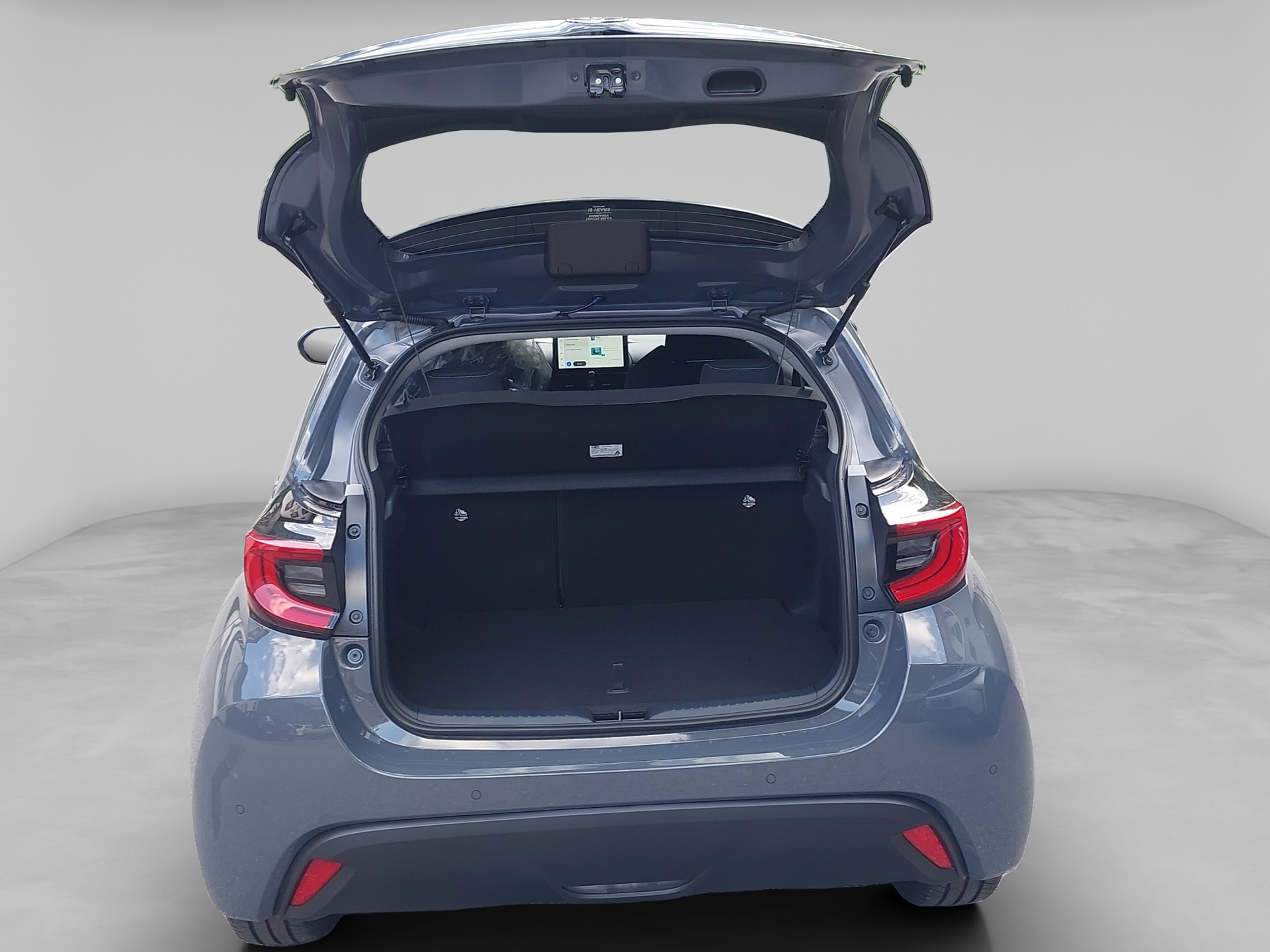 TOYOTA Yaris 1.5 VVT-i HSD Trend-image-16