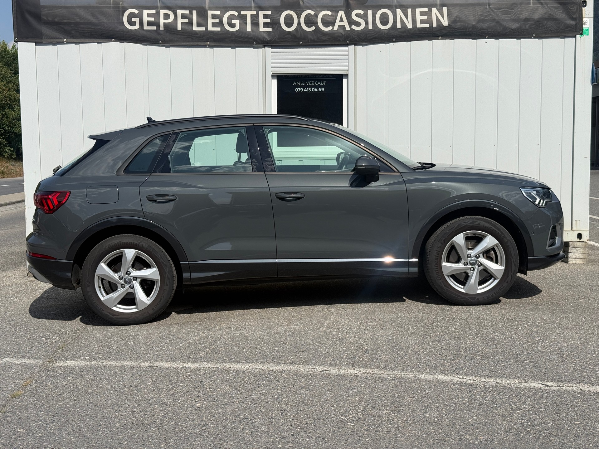 AUDI Q3 40 TDI advanced quattro S-tronic-showroom-element-2