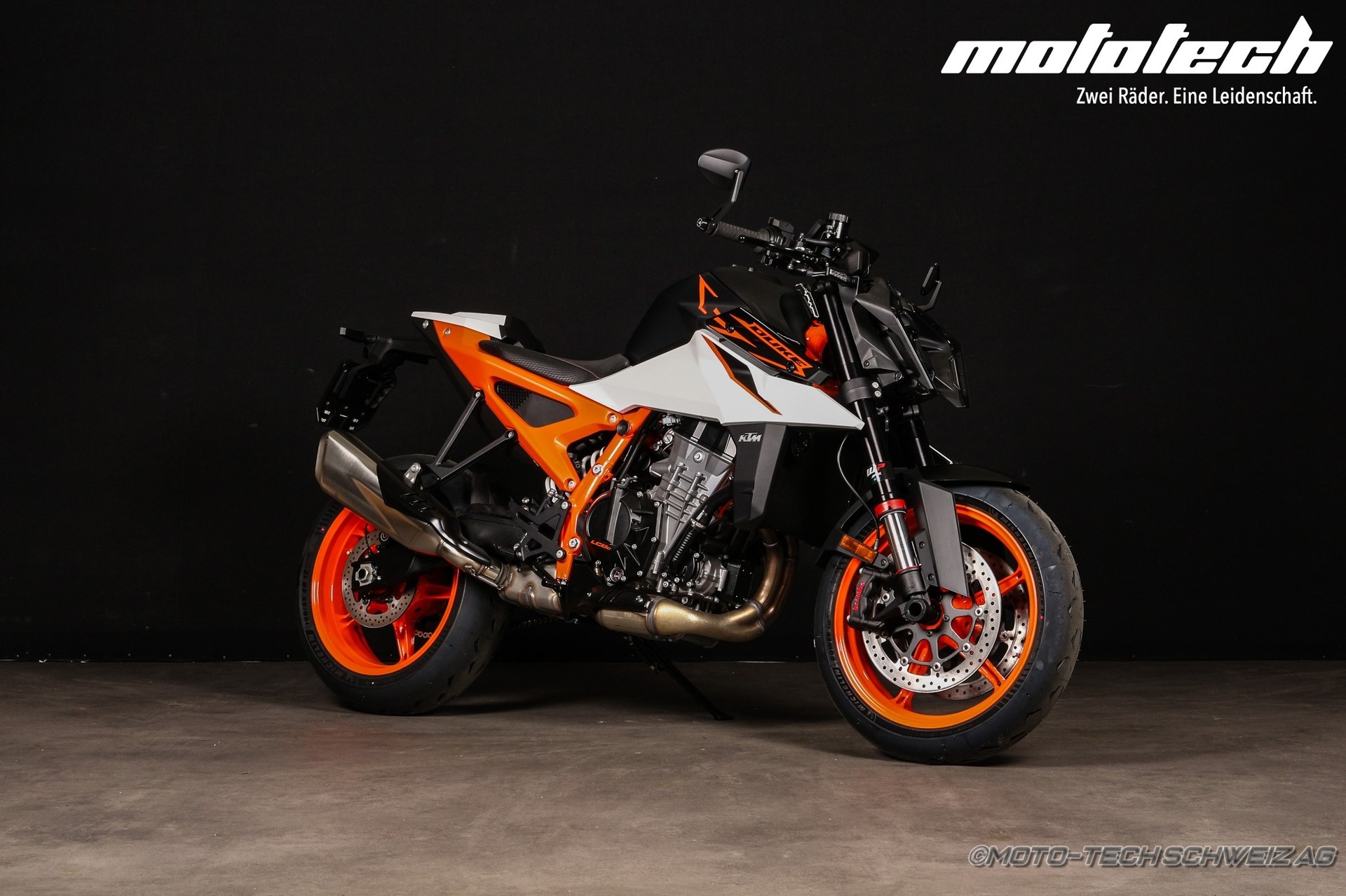 KTM 990 Duke R-image-5