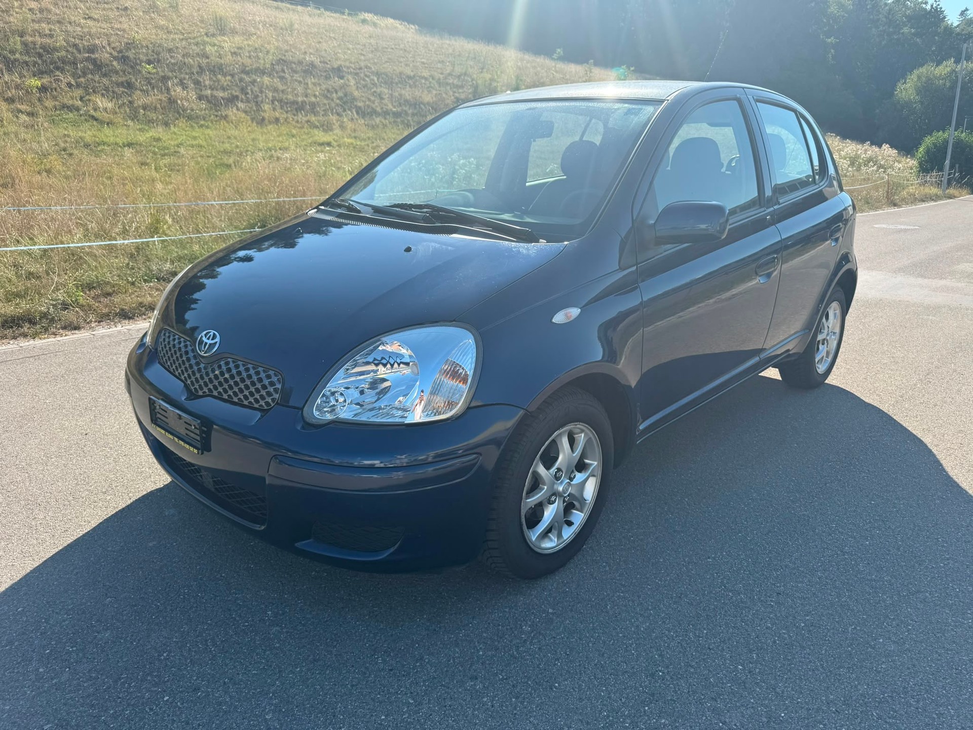 TOYOTA Yaris 1.3 Linea Sol-image-6