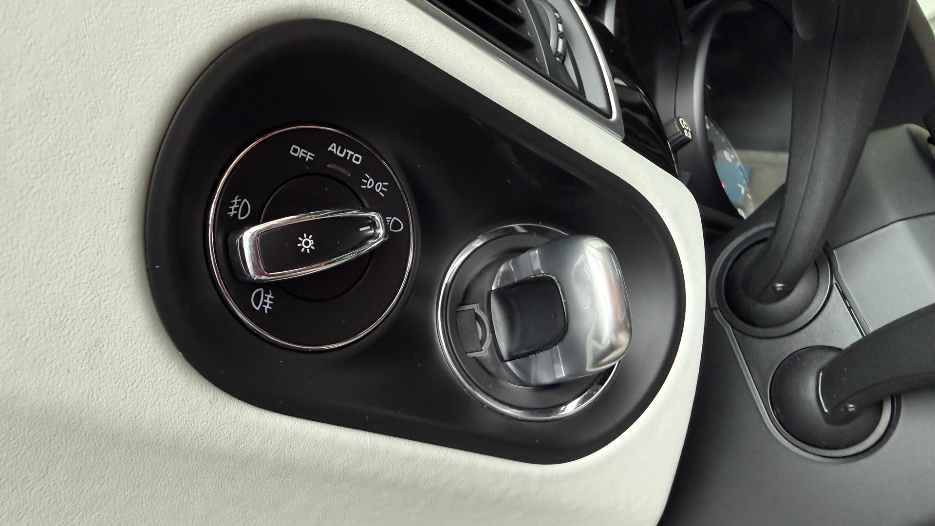 PORSCHE Macan 3.0 V6 S-image-14