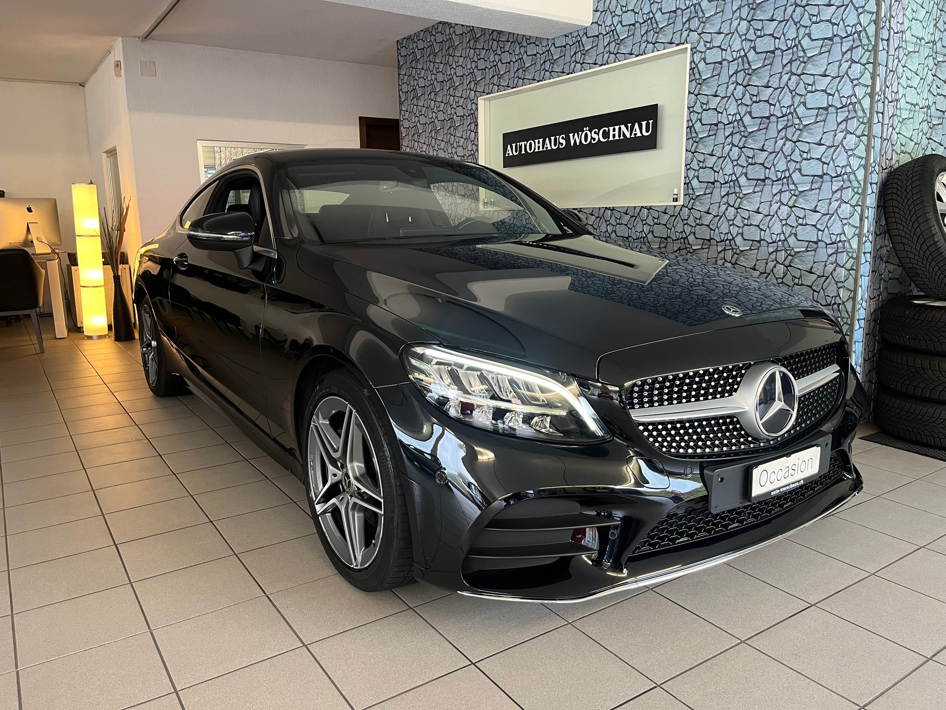 MERCEDES-BENZ C 180 AMG Line Coupé