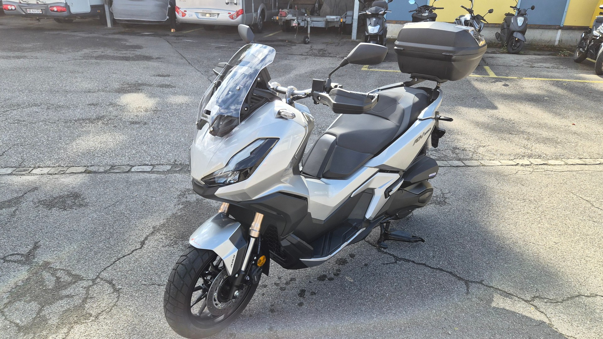 HONDA ADV 350-image-13