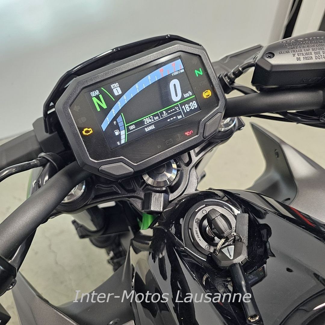 KAWASAKI Z650-image-6