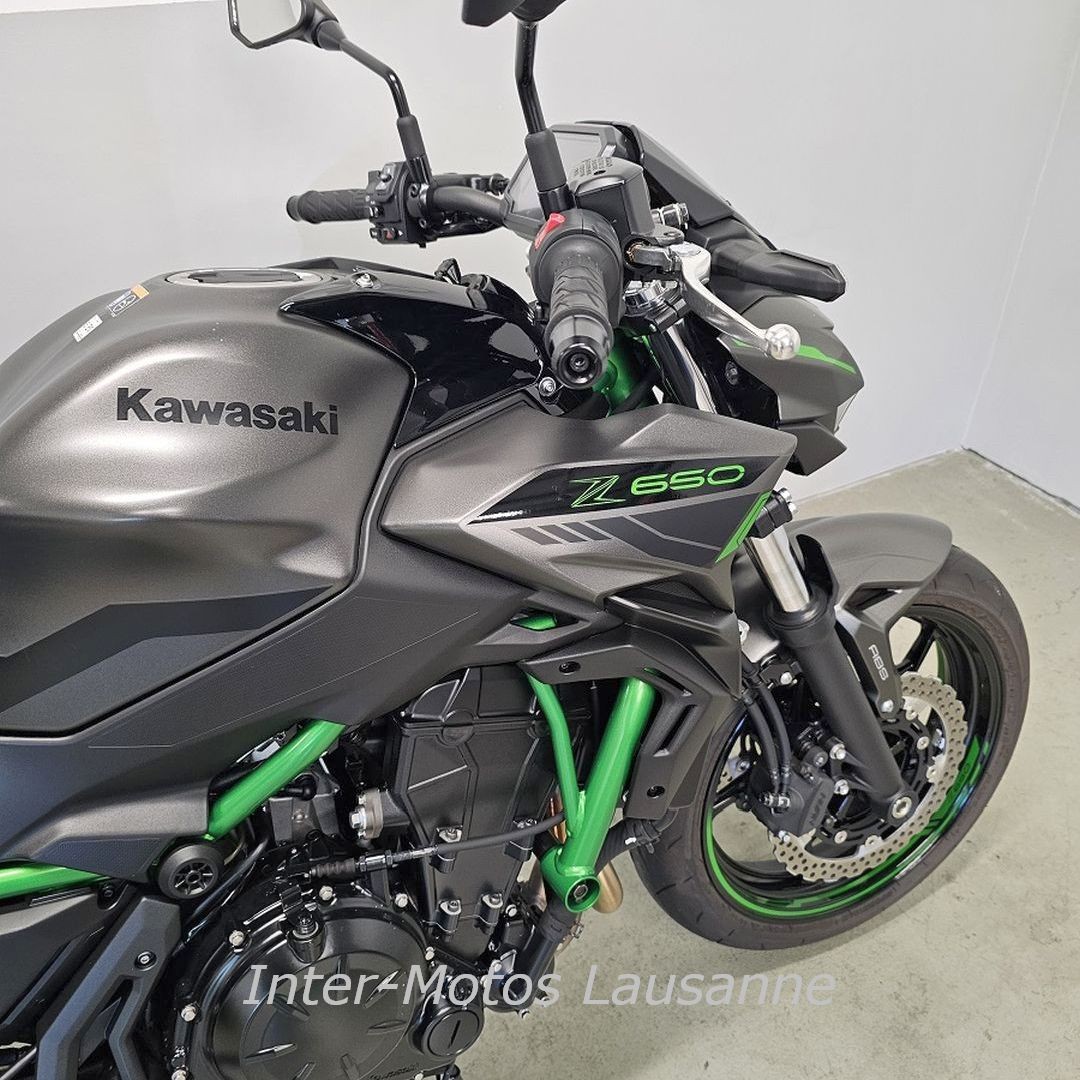 KAWASAKI Z650-image-8