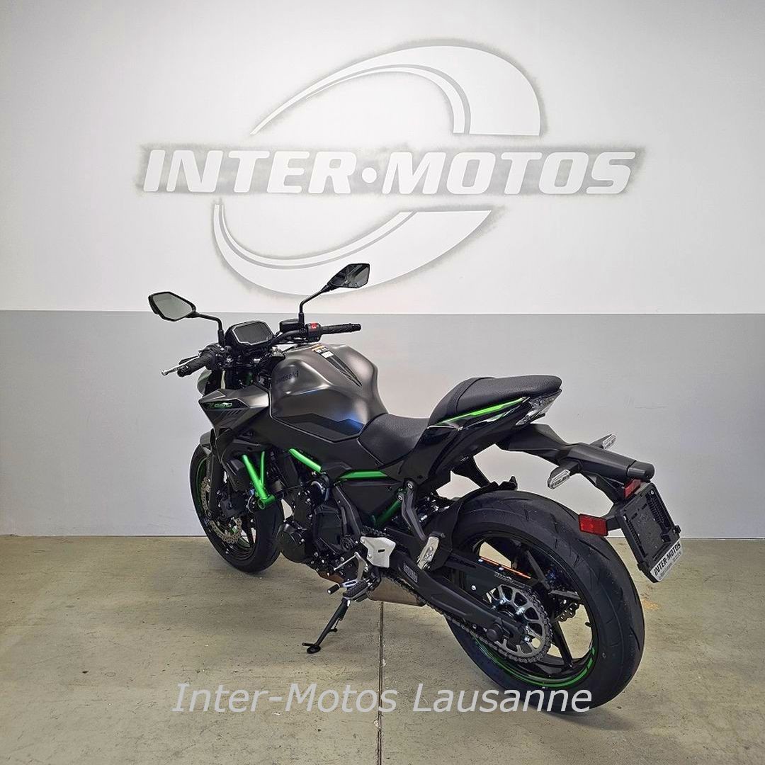 KAWASAKI Z650-image-4