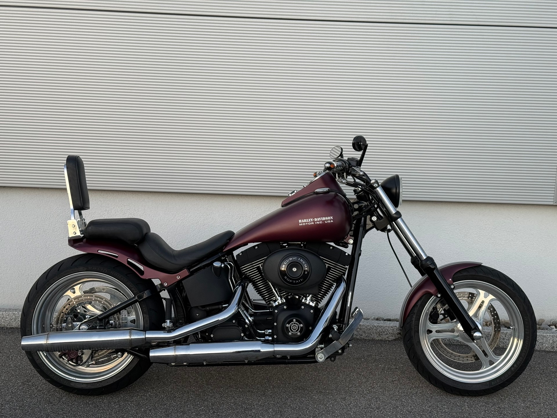 HARLEY-DAVIDSON FXSTB Night Train Custom