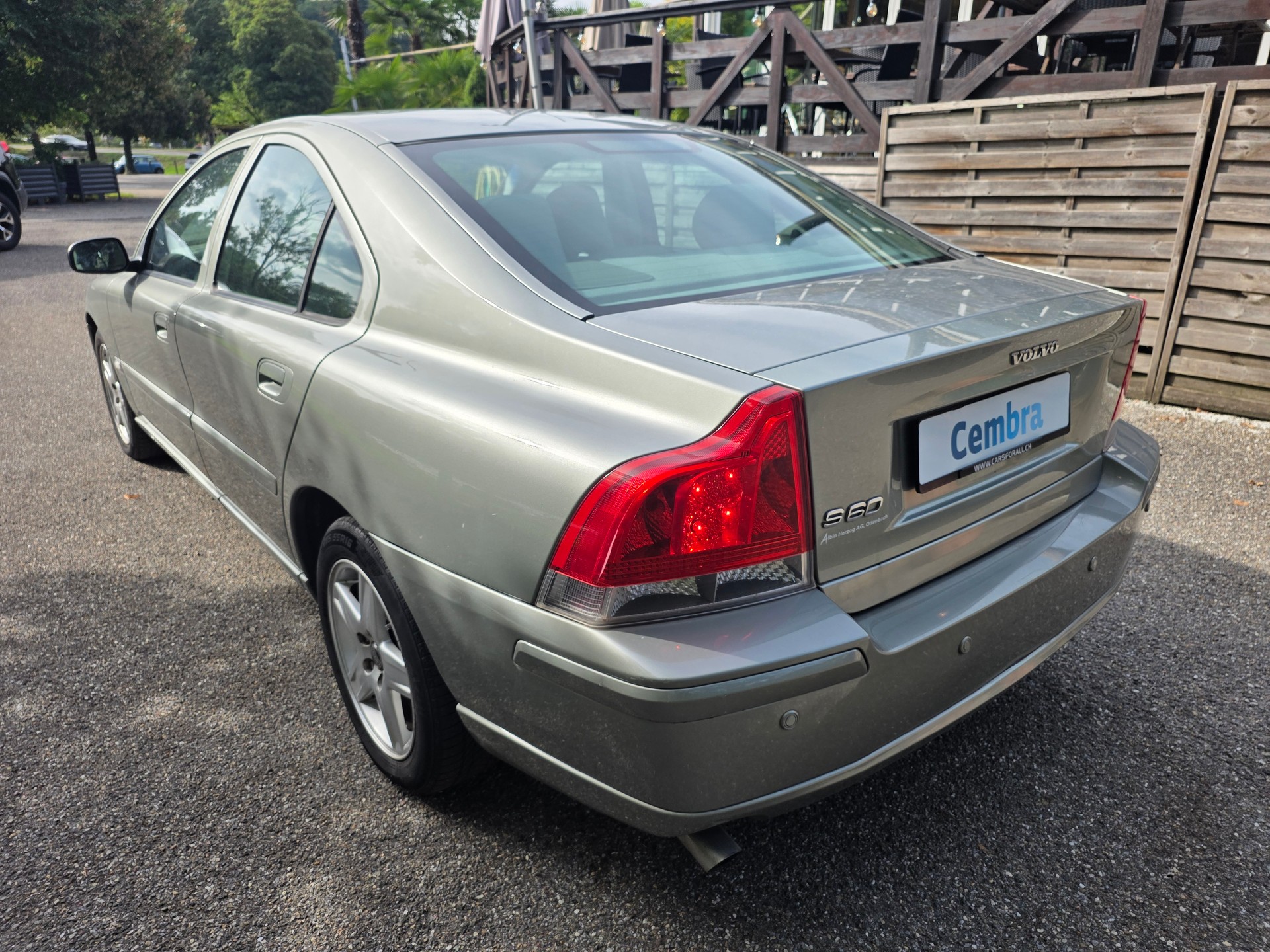 VOLVO S60 2.4 Momentum ☆☆☆ Inklusive frischer MFK ☆☆☆-image-4