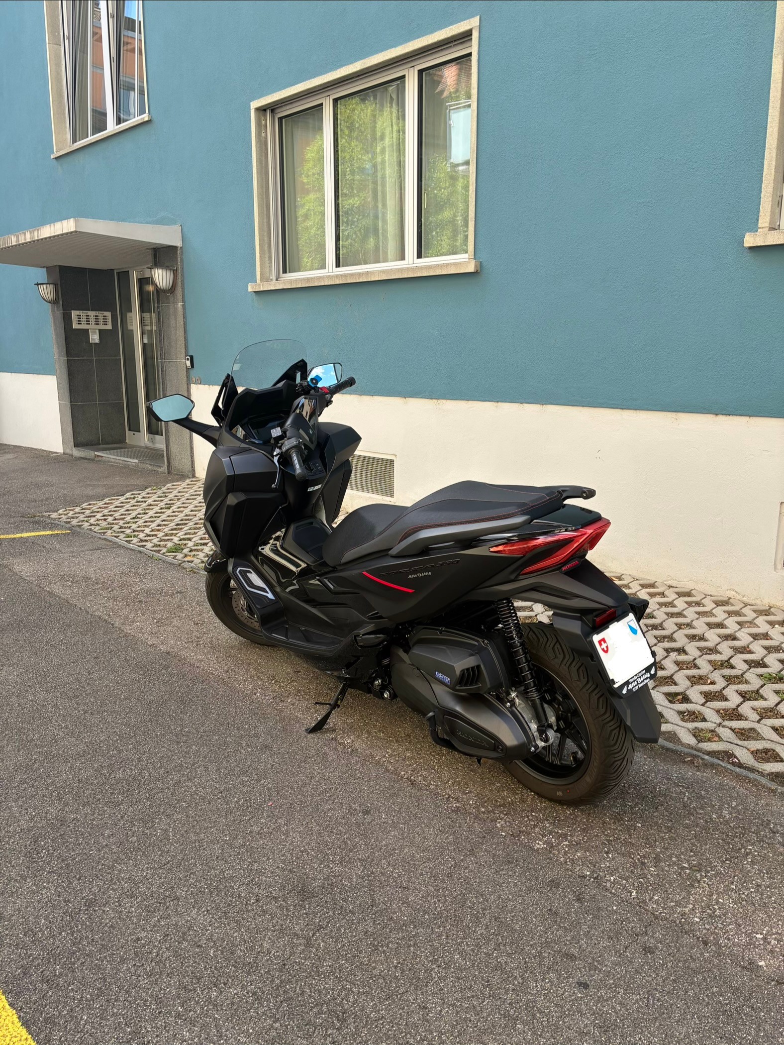 HONDA NSS 350 Smart Top Box-image-2