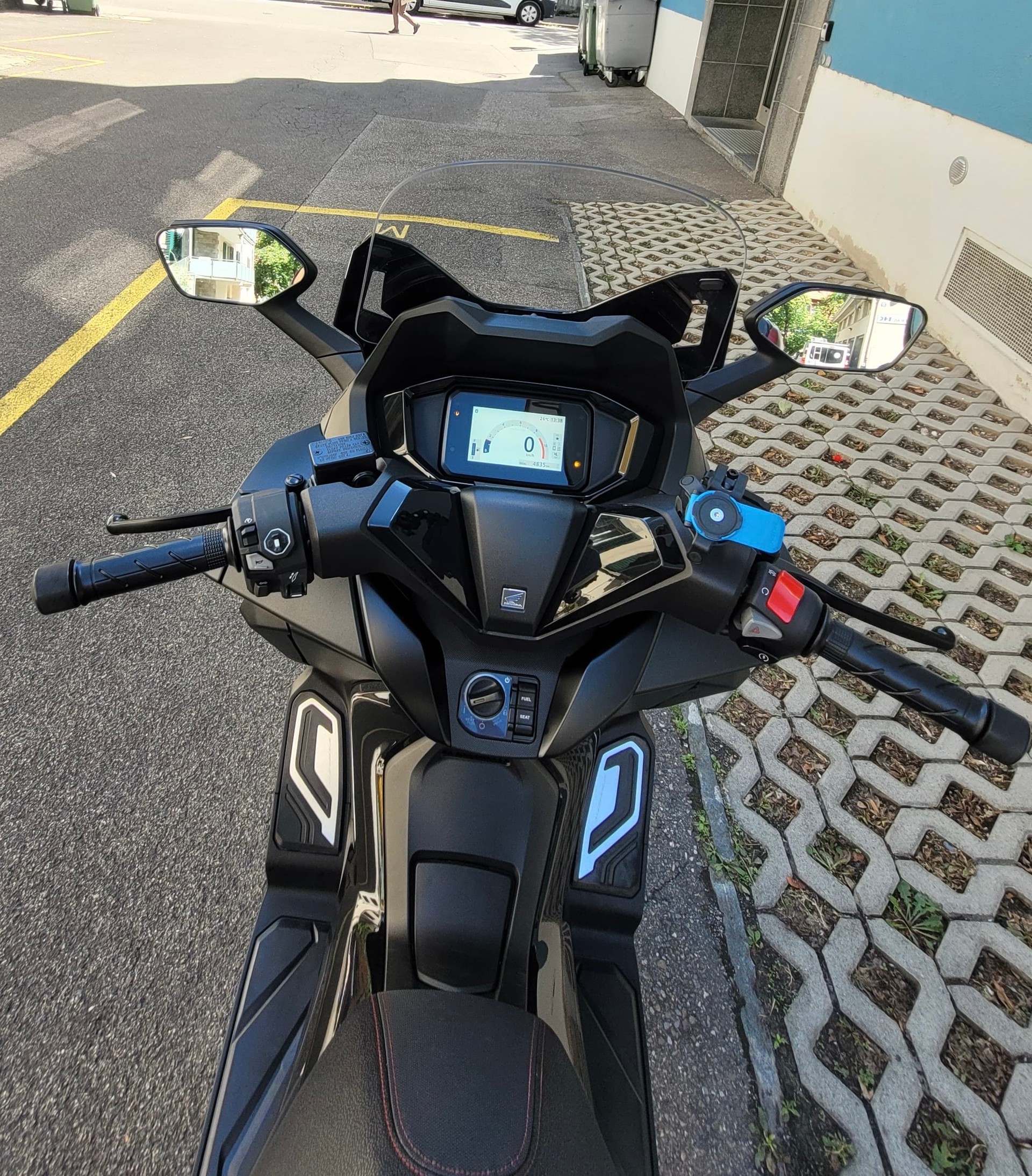 HONDA NSS 350 Smart Top Box-image-4