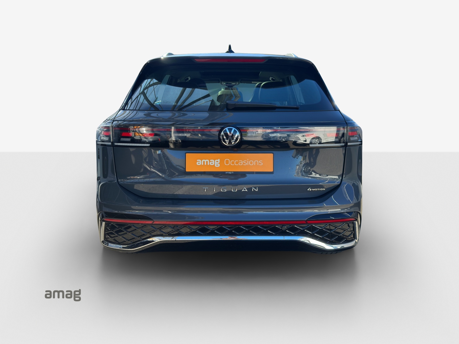 VW Tiguan 2.0 TSI DSG R-Line 4Motion-showroom-element-3