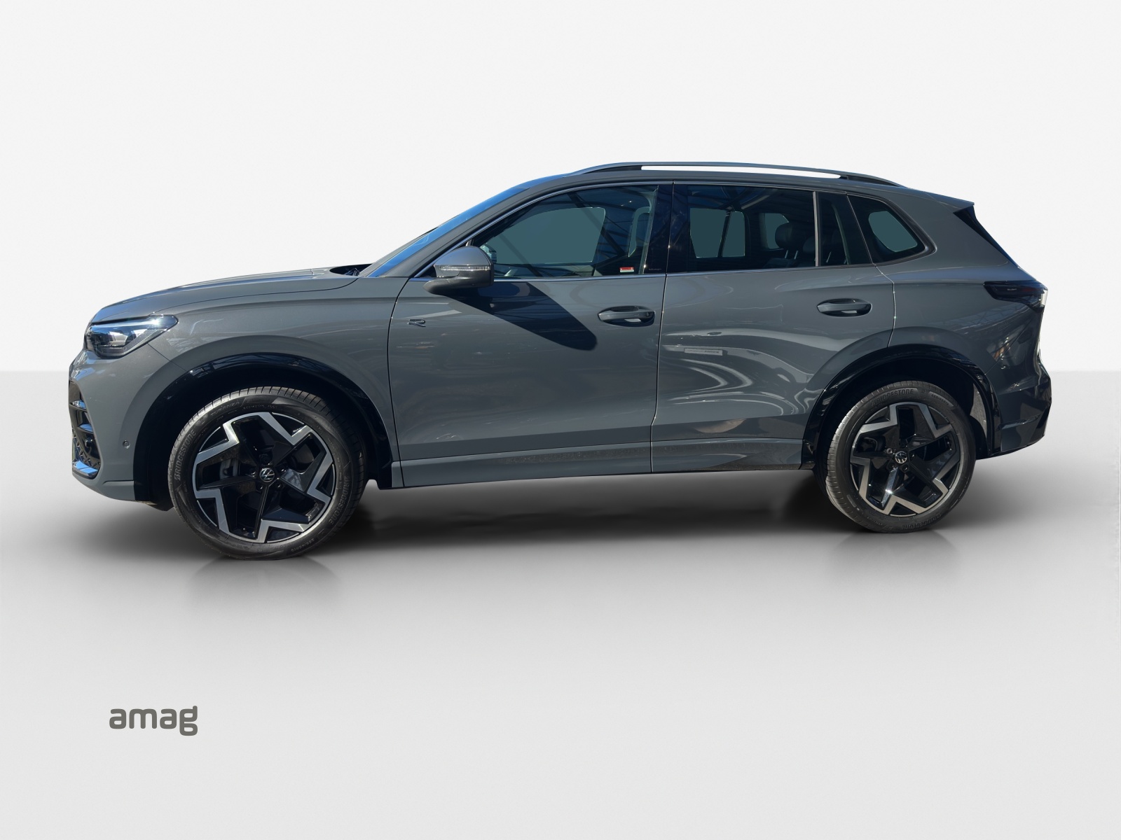 VW Tiguan 2.0 TSI DSG R-Line 4Motion-showroom-element-1