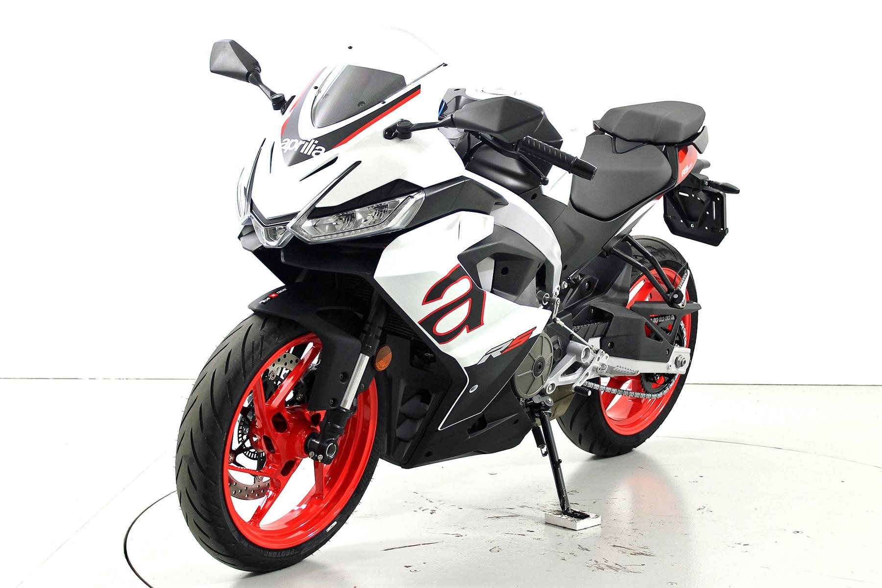 APRILIA RS 457 ABS-image-2